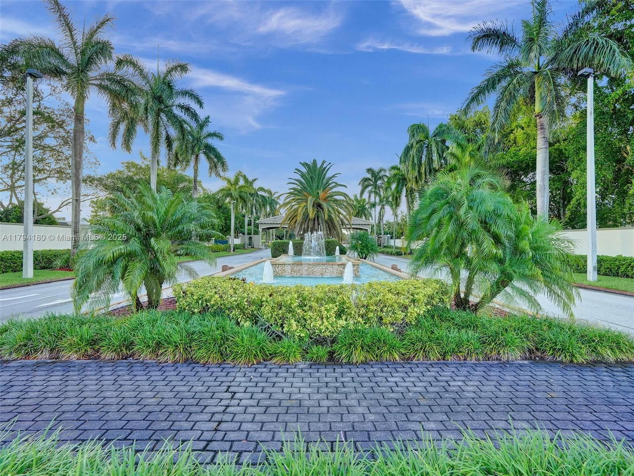 Real estate property located at 3501 Bimini Ln K2, Broward, Bimini Village F Condo, Coconut Creek, FL