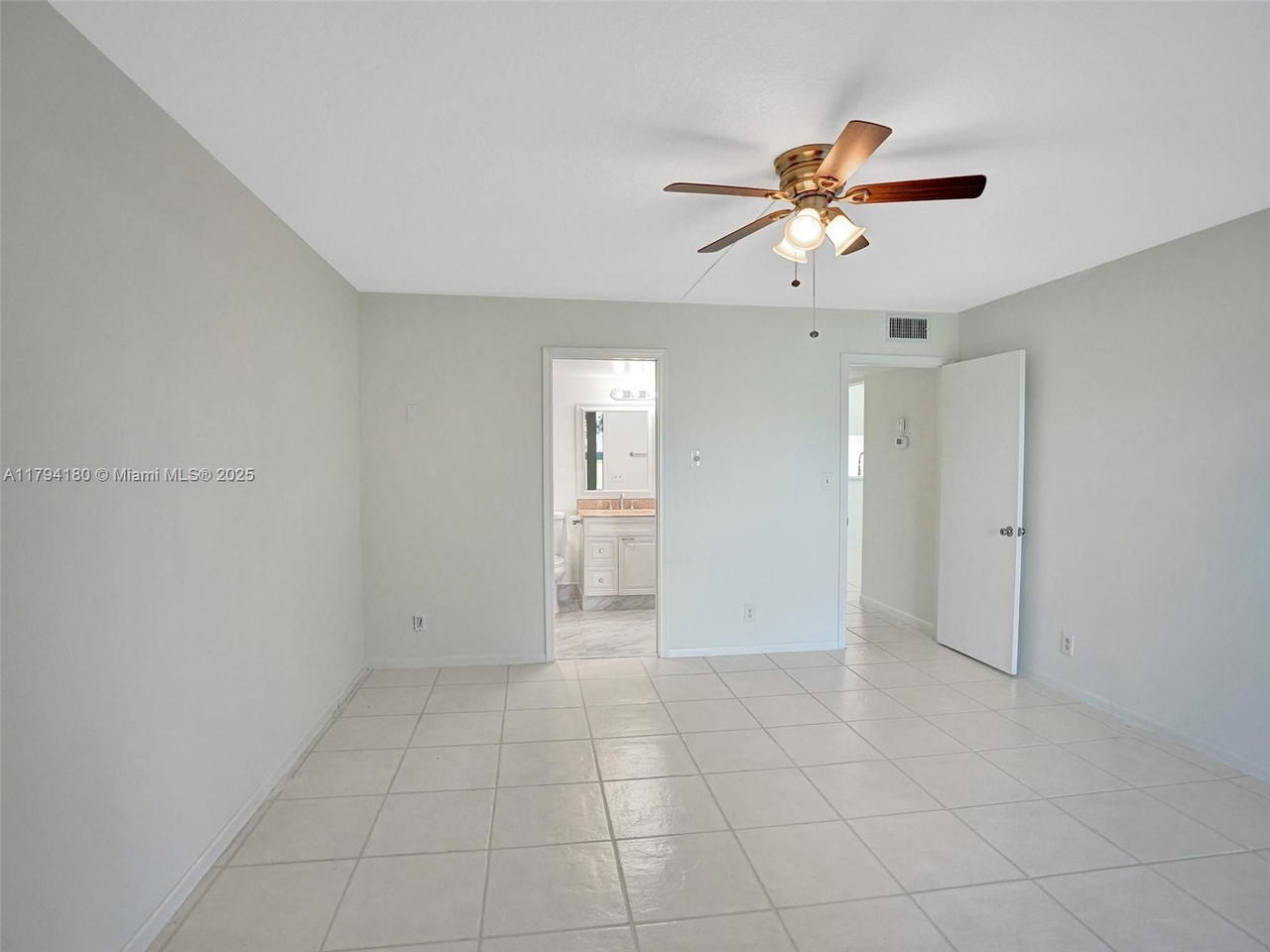 Real estate property located at 3501 Bimini Ln K2, Broward, Bimini Village F Condo, Coconut Creek, FL