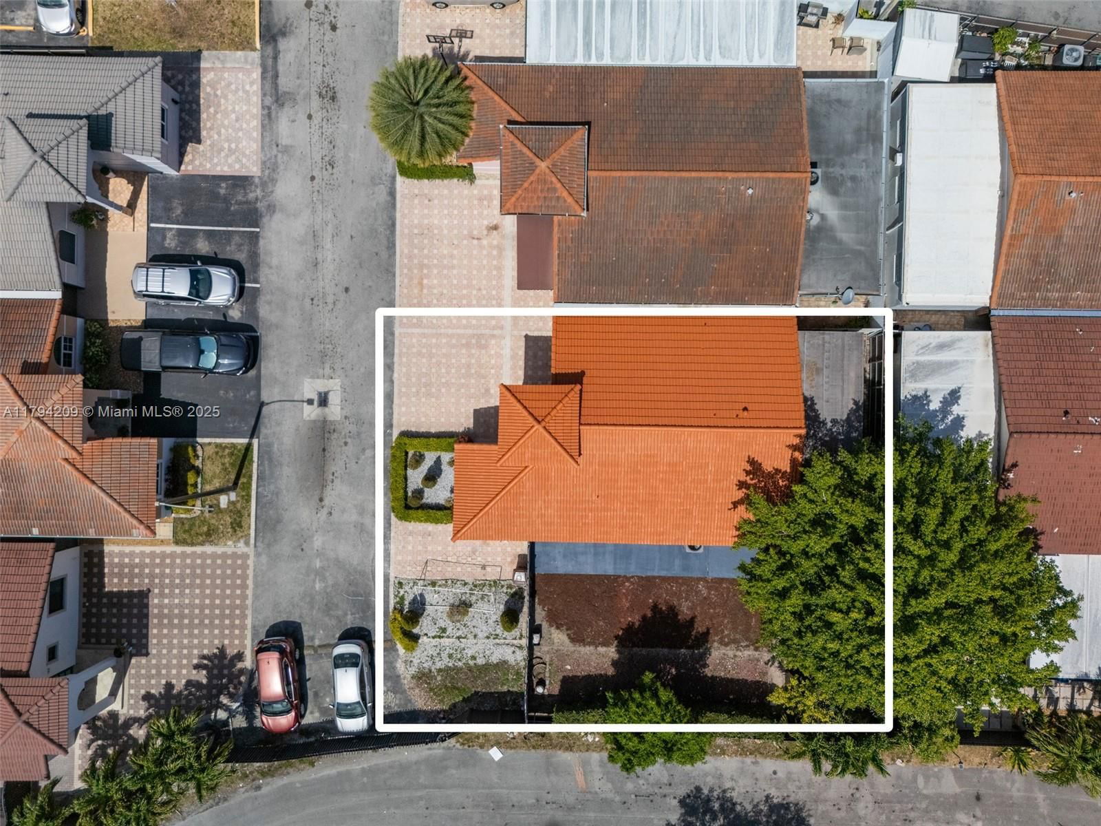 Real estate property located at 3355 68th St #150, Miami-dade, Los Palacios Condo, Hialeah, FL