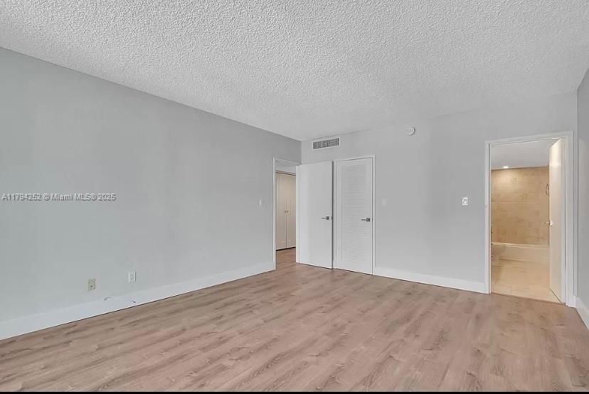 Real estate property located at 5401 Collins Ave #411, Miami-dade, The Carriage House Condo, Miami Beach, FL