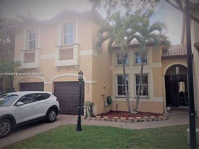 Real estate property located at 4854 110th Pl, Miami-dade, Savannah At Doral, Doral, FL