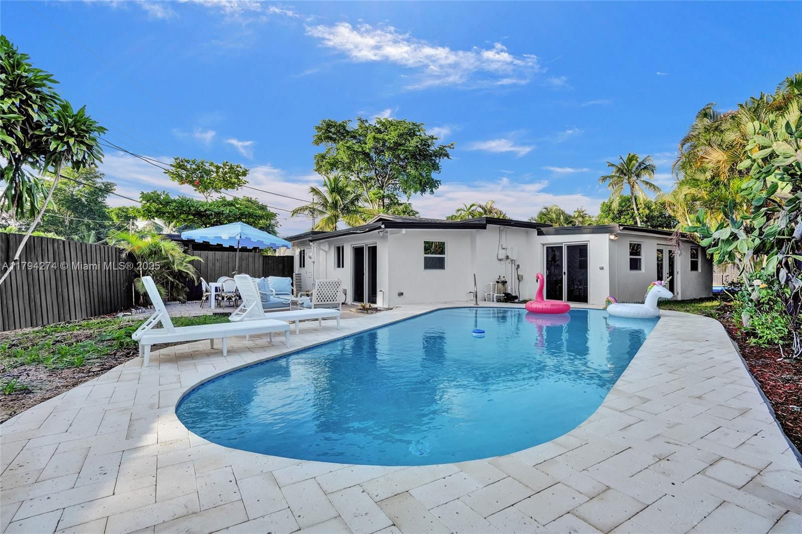 Real estate property located at 3295 6th Ave, Broward, Lloyd Estates, Oakland Park, FL