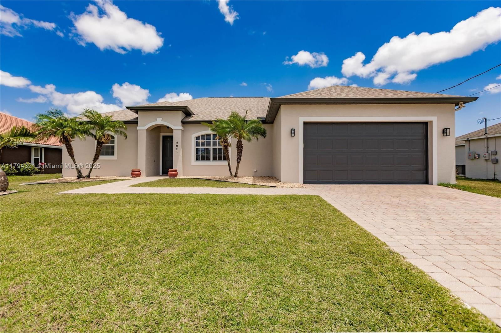 Real estate property located at 2041 Imperial St, St Lucie, Port St Lucie Section 35, Port St. Lucie, FL