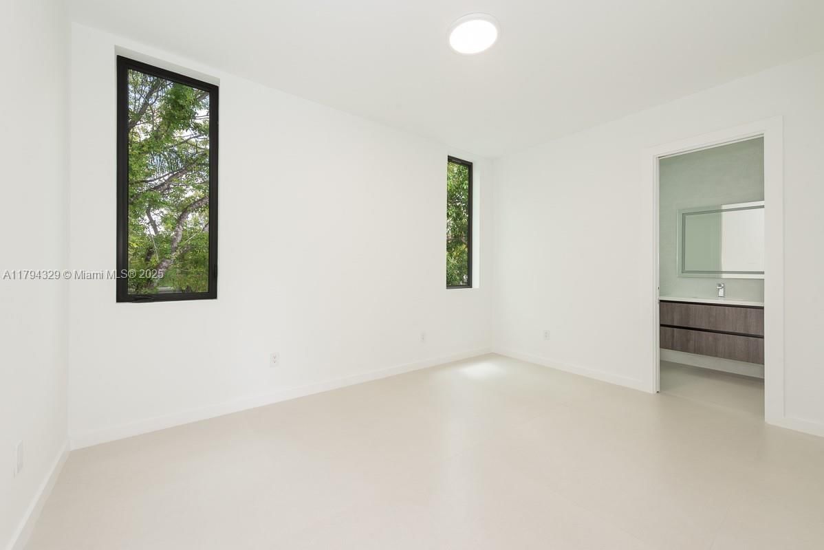 Real estate property located at 5909 76th St, Miami-dade, American Townsite Co, South Miami, FL