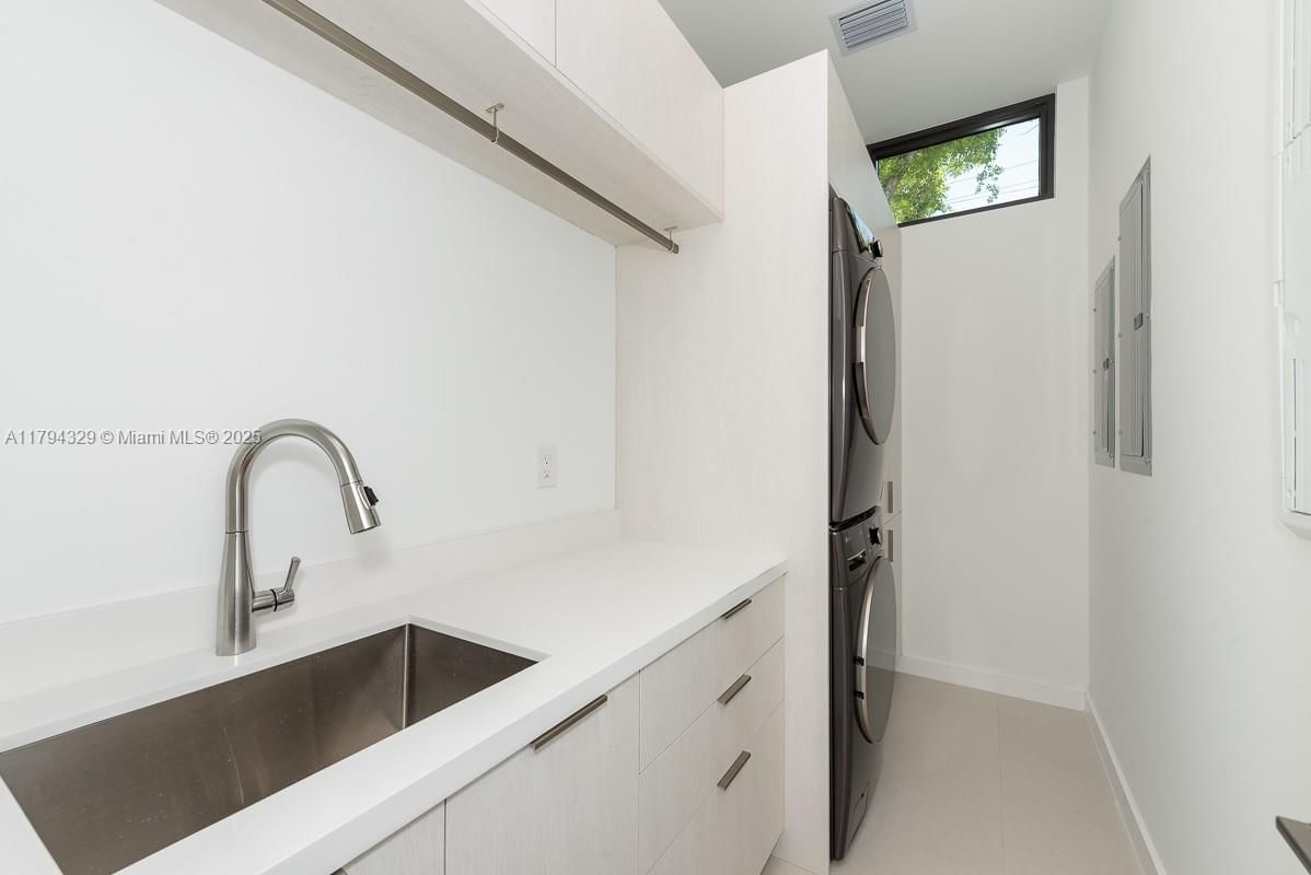 Real estate property located at 5909 76th St, Miami-dade, American Townsite Co, South Miami, FL