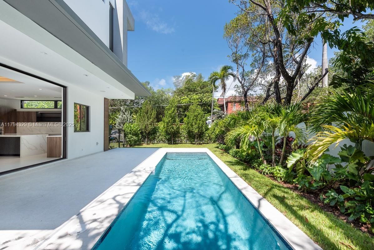 Real estate property located at 5909 76th St, Miami-dade, American Townsite Co, South Miami, FL