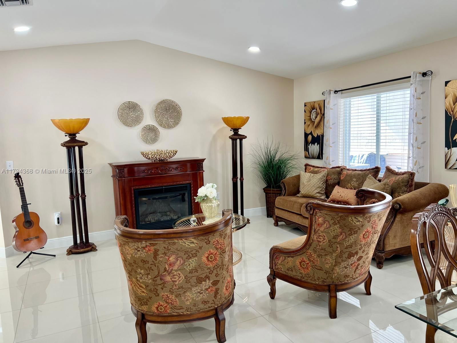 Real estate property located at 9511 155th Ave, Miami-dade, Highlands At Kendall, Miami, FL