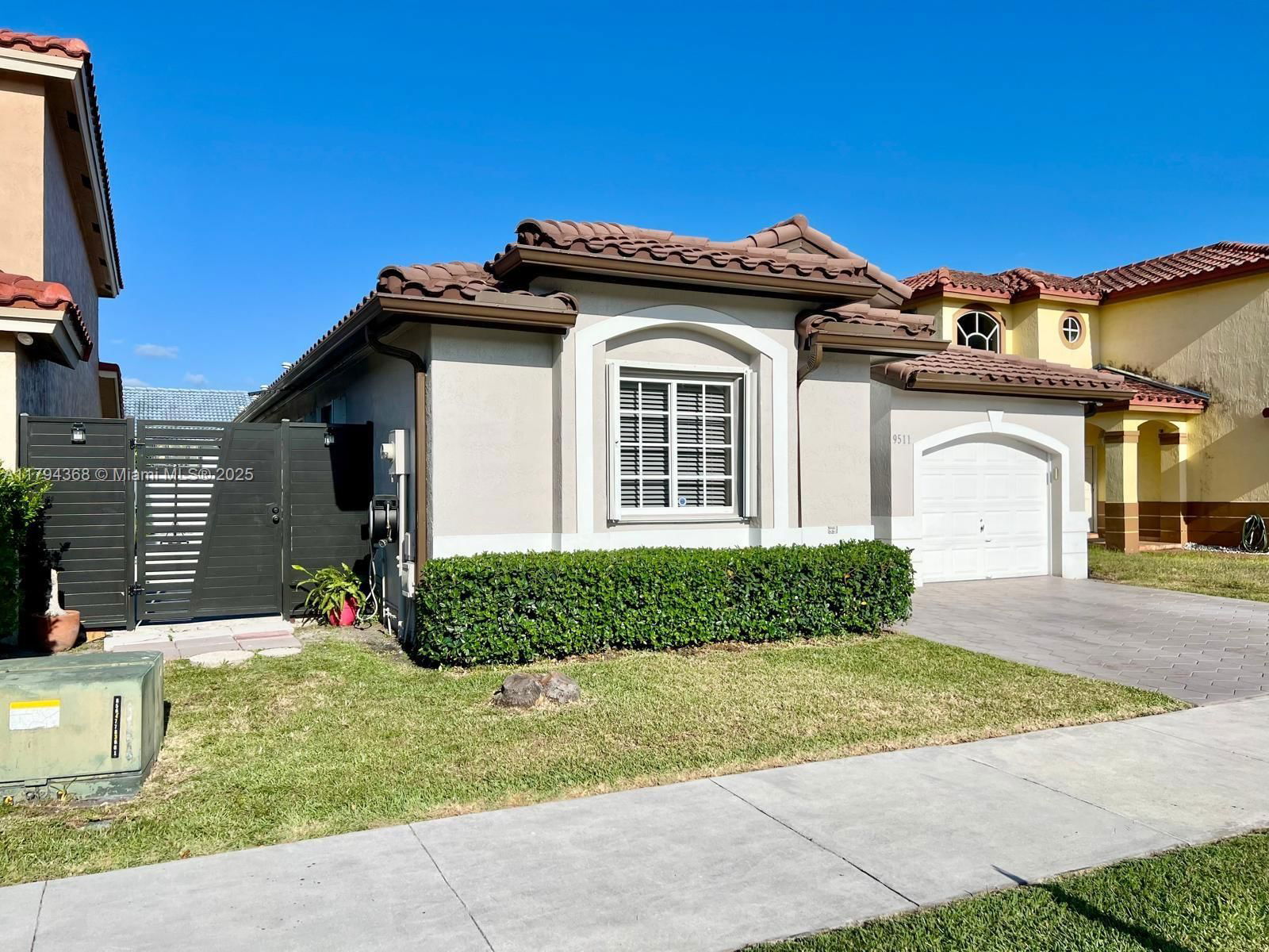 Real estate property located at 9511 155th Ave, Miami-dade, Highlands At Kendall, Miami, FL