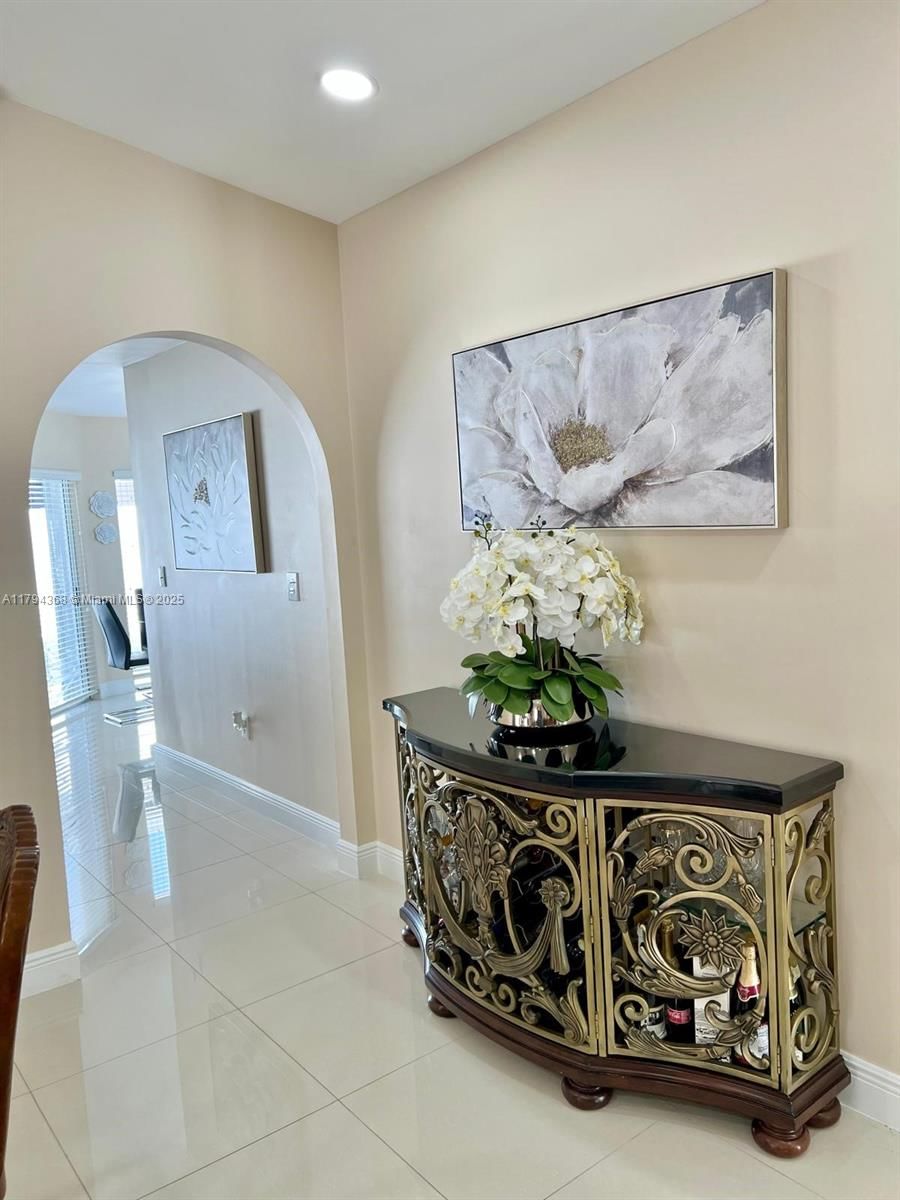 Real estate property located at 9511 155th Ave, Miami-dade, Highlands At Kendall, Miami, FL