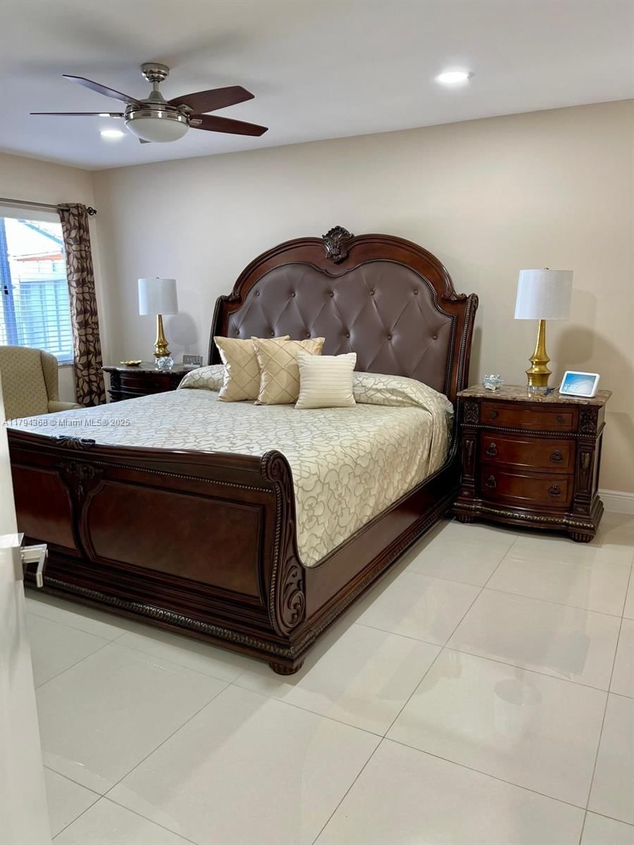 Real estate property located at 9511 155th Ave, Miami-dade, Highlands At Kendall, Miami, FL