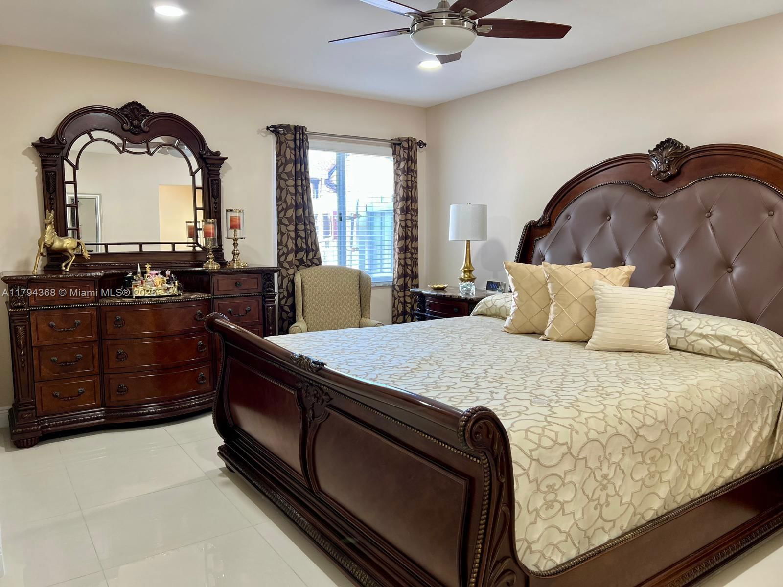 Real estate property located at 9511 155th Ave, Miami-dade, Highlands At Kendall, Miami, FL