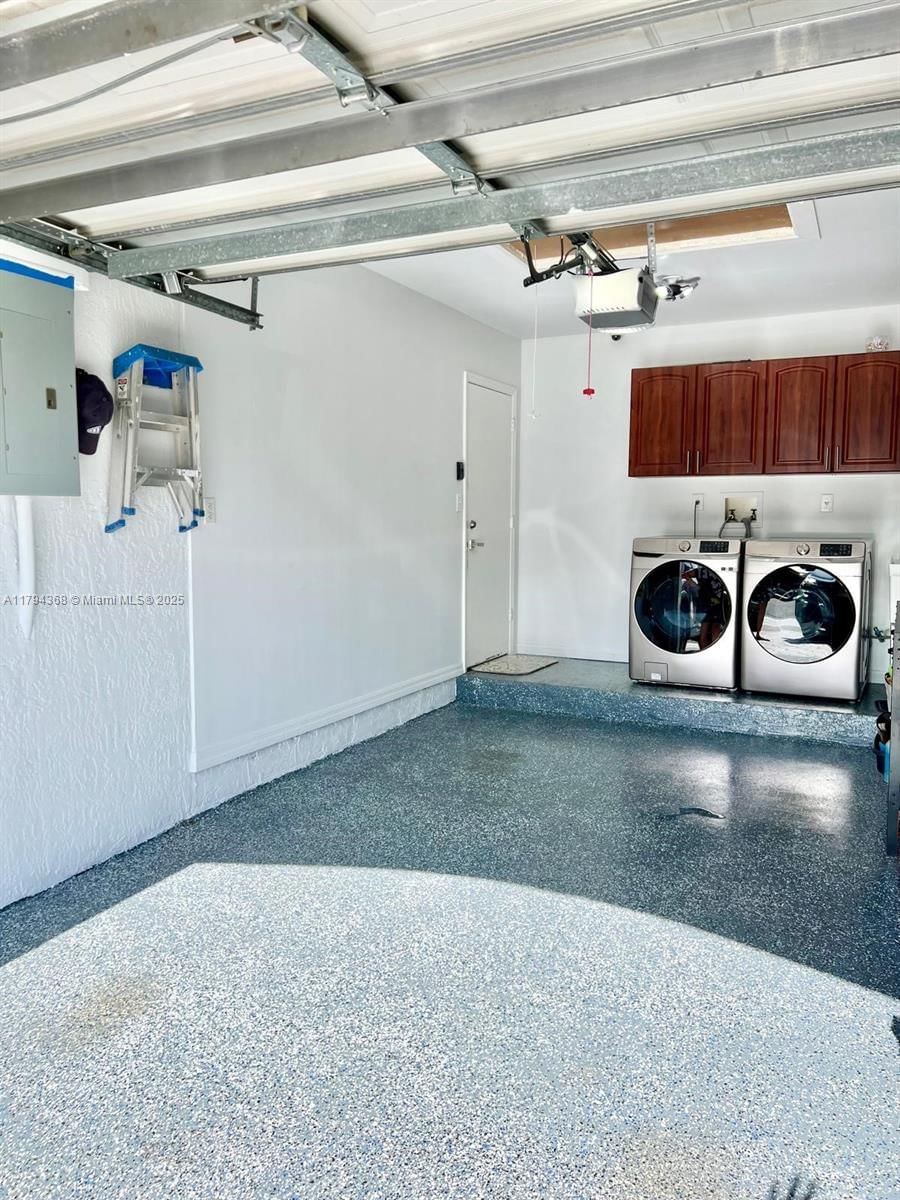Real estate property located at 9511 155th Ave, Miami-dade, Highlands At Kendall, Miami, FL
