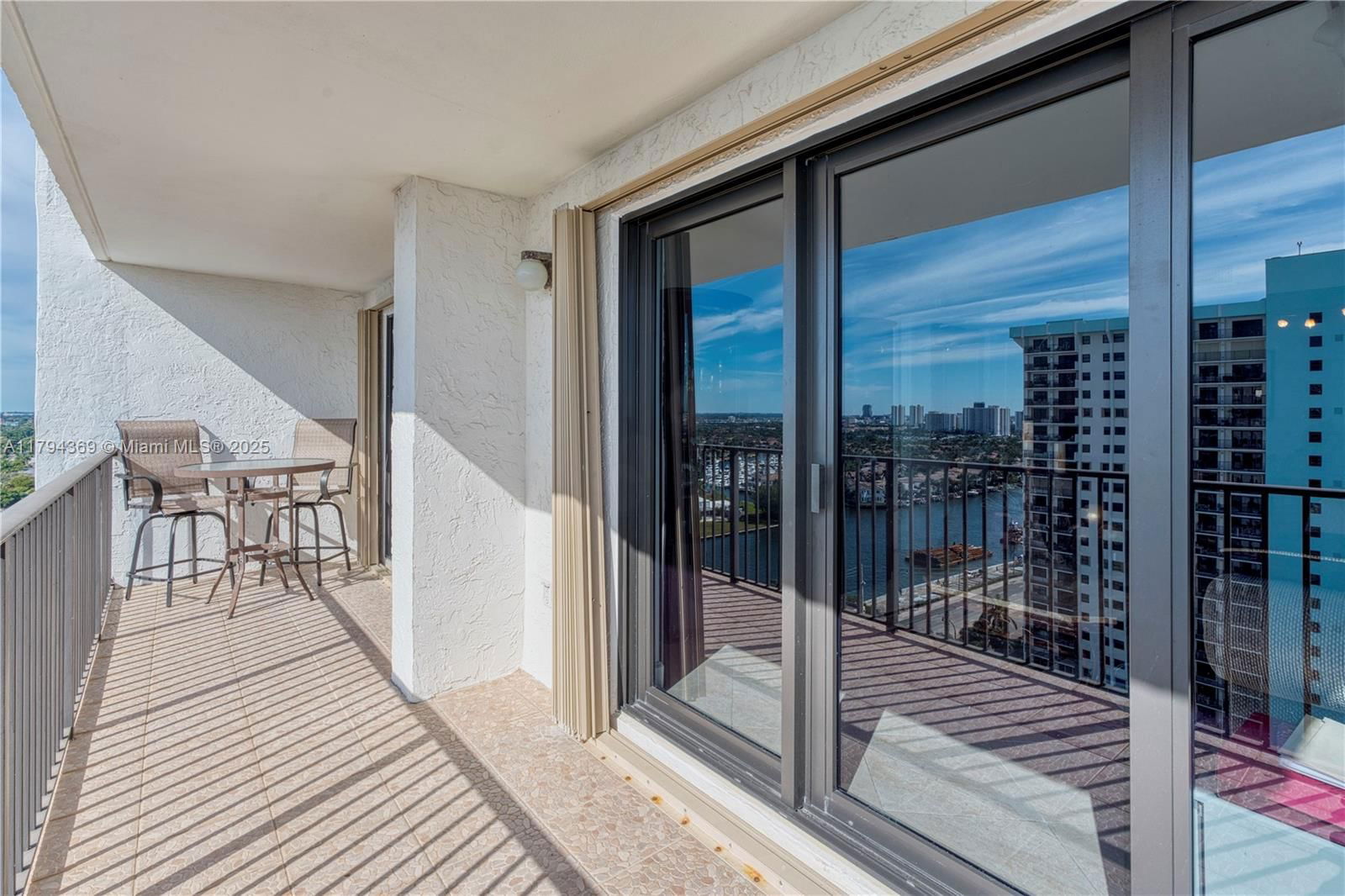 Real estate property located at 1201 Ocean Dr #2107N, Broward, Summit Condo, Hollywood, FL