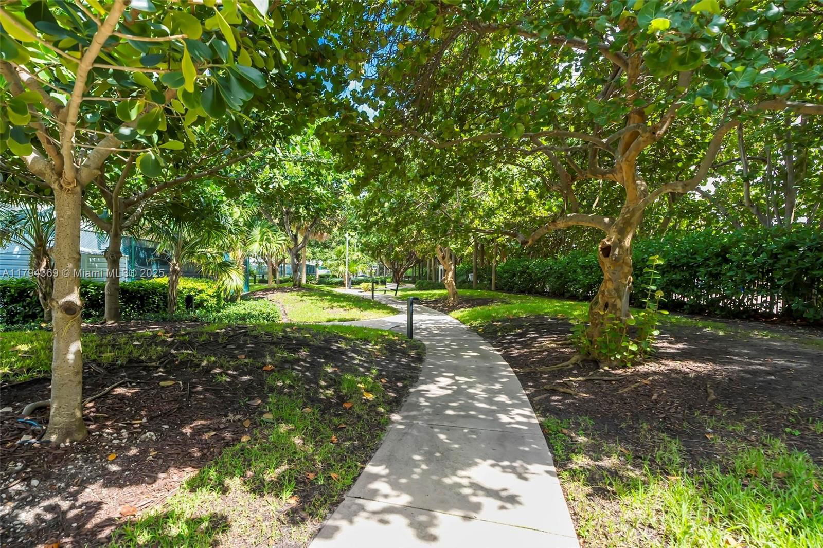 Real estate property located at 1201 Ocean Dr #2107N, Broward, Summit Condo, Hollywood, FL