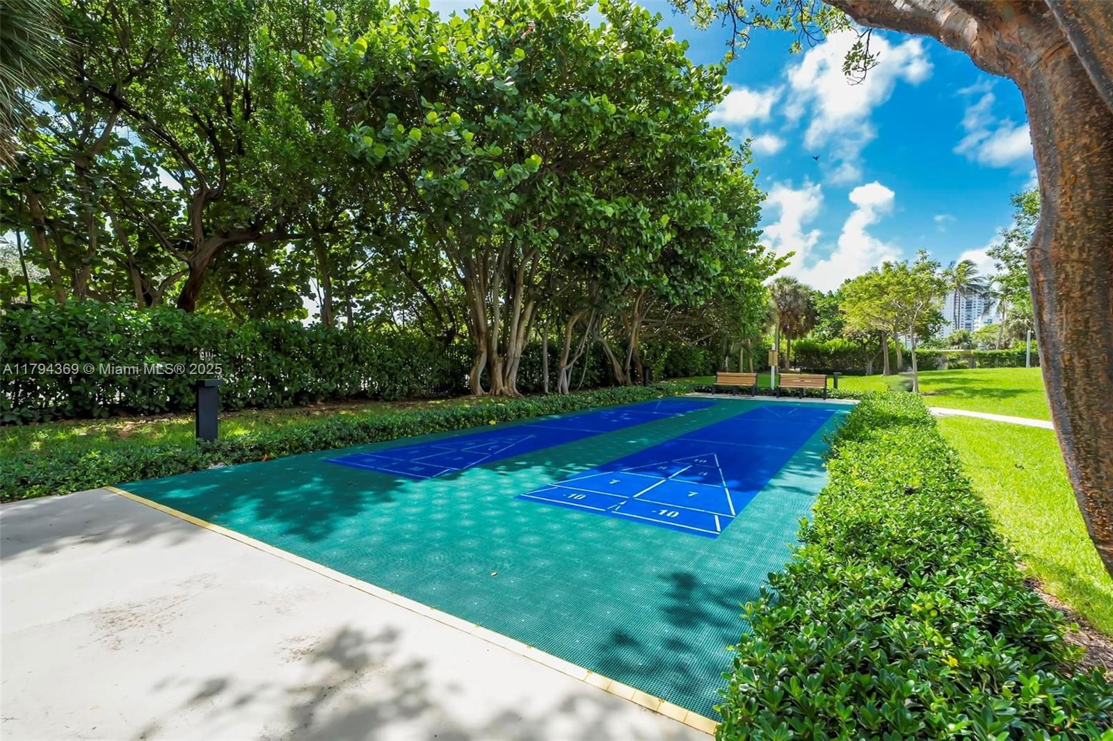 Real estate property located at 1201 Ocean Dr #2107N, Broward, Summit Condo, Hollywood, FL