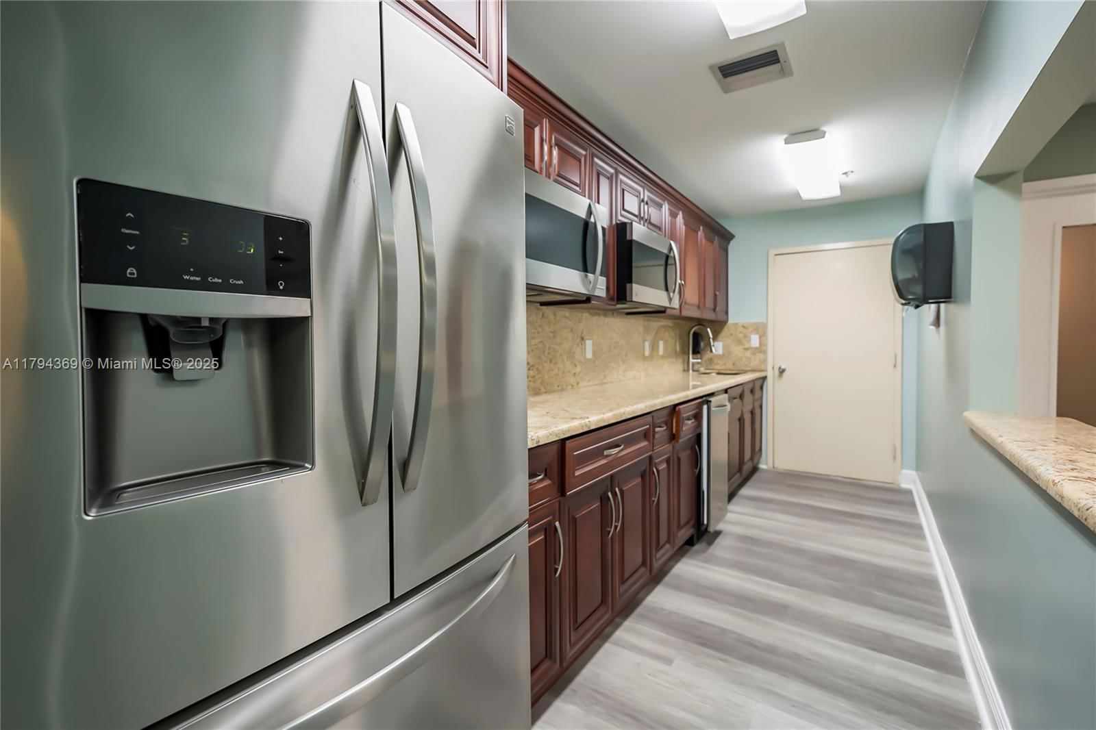 Real estate property located at 1201 Ocean Dr #2107N, Broward, Summit Condo, Hollywood, FL