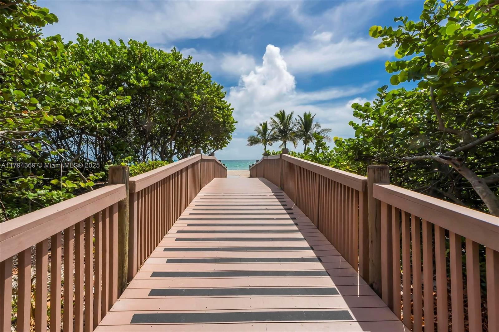 Real estate property located at 1201 Ocean Dr #2107N, Broward, Summit Condo, Hollywood, FL