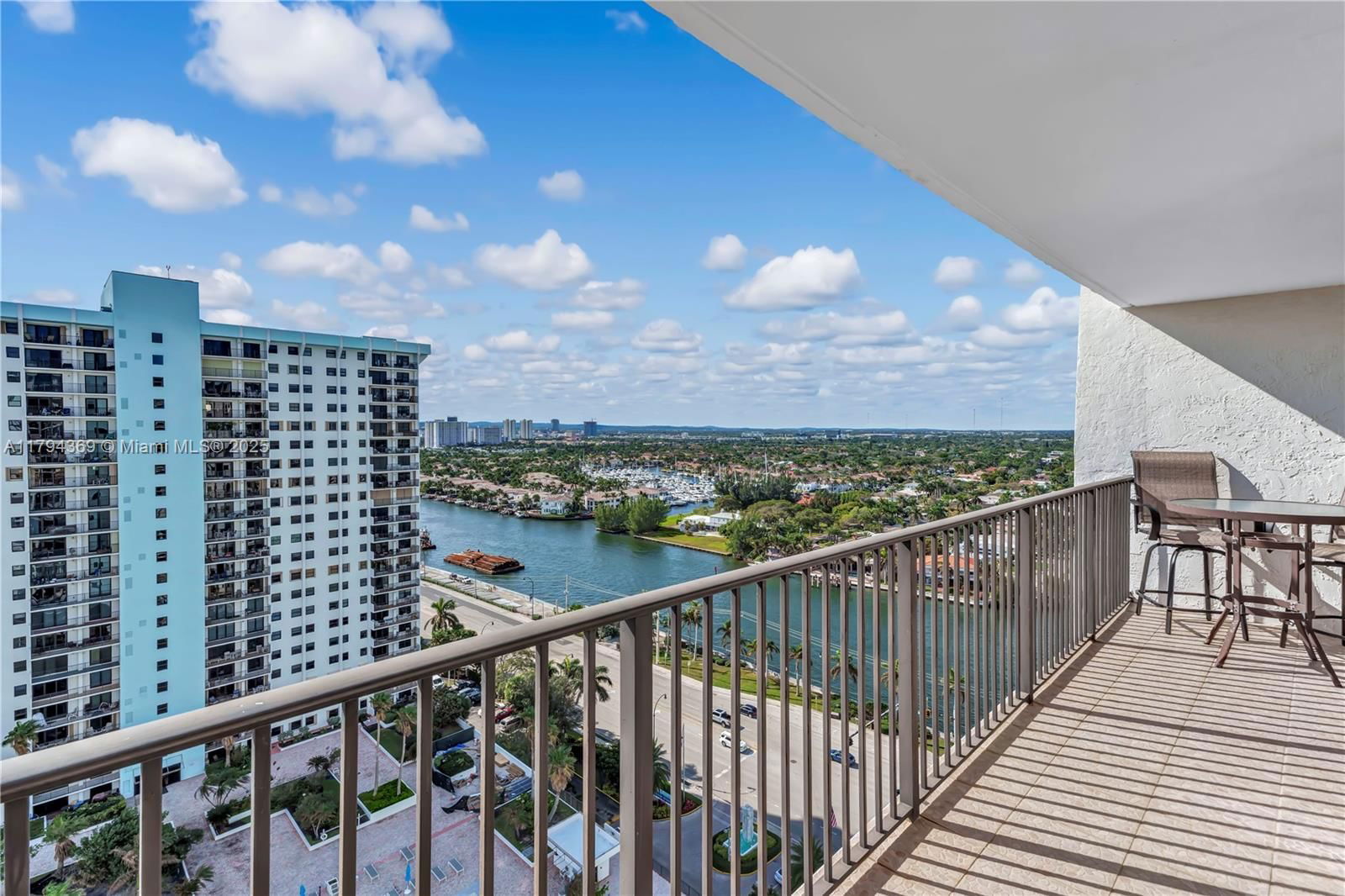 Real estate property located at 1201 Ocean Dr #2107N, Broward, Summit Condo, Hollywood, FL