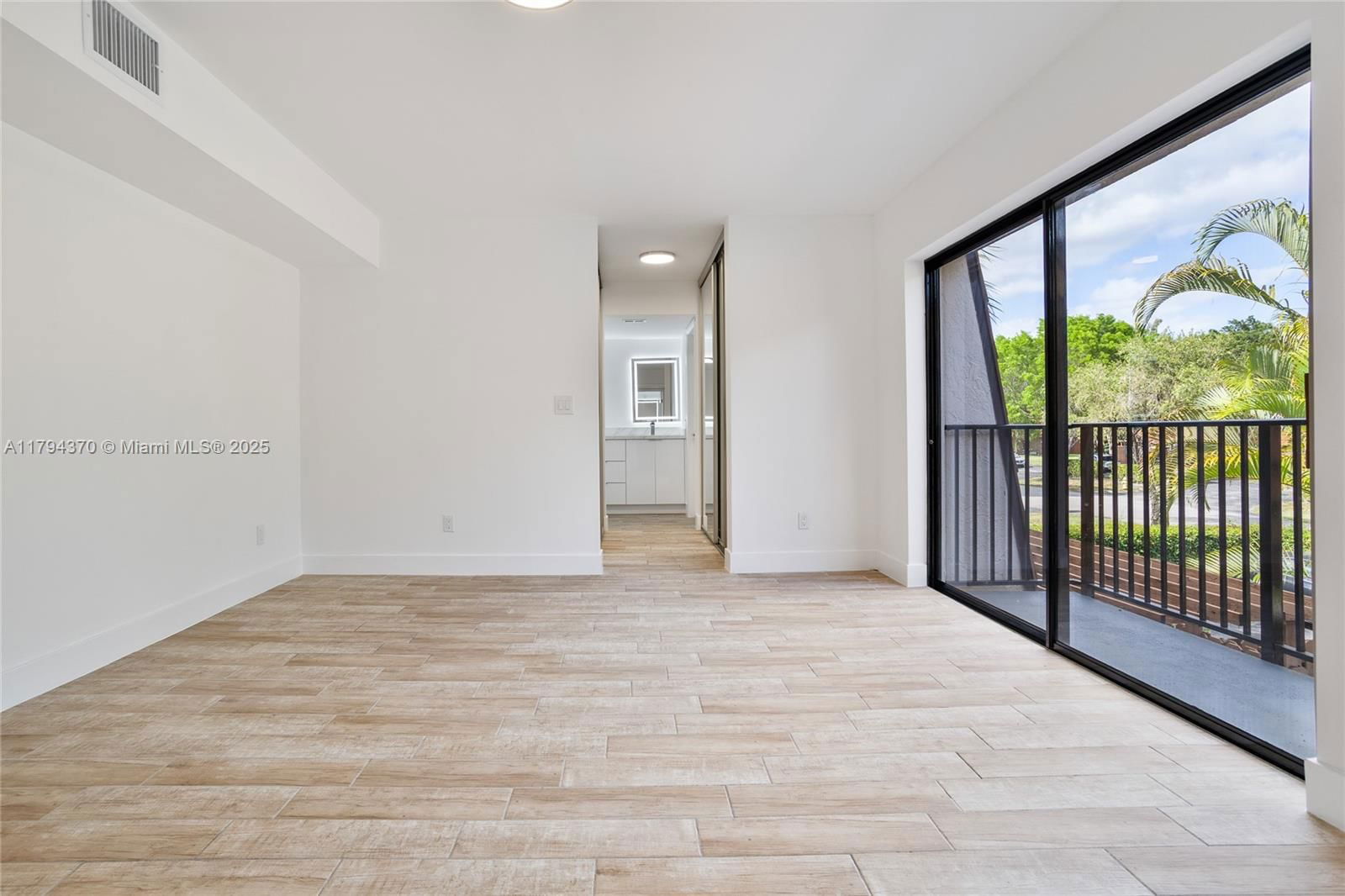 Real estate property located at 853 118th Ter, Broward, Lake Pine Village, Davie, FL