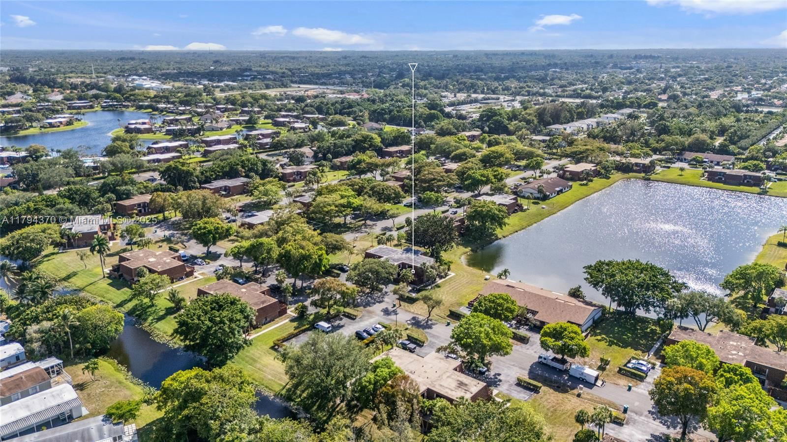 Real estate property located at 853 118th Ter, Broward, Lake Pine Village, Davie, FL