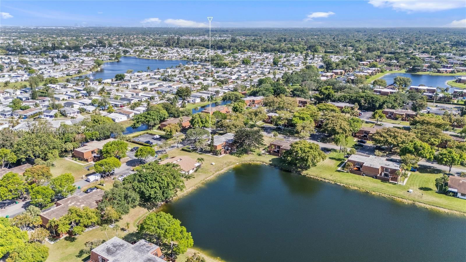 Real estate property located at 853 118th Ter, Broward, Lake Pine Village, Davie, FL