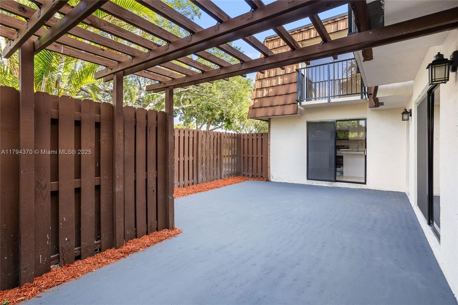 Real estate property located at 853 118th Ter, Broward, Lake Pine Village, Davie, FL