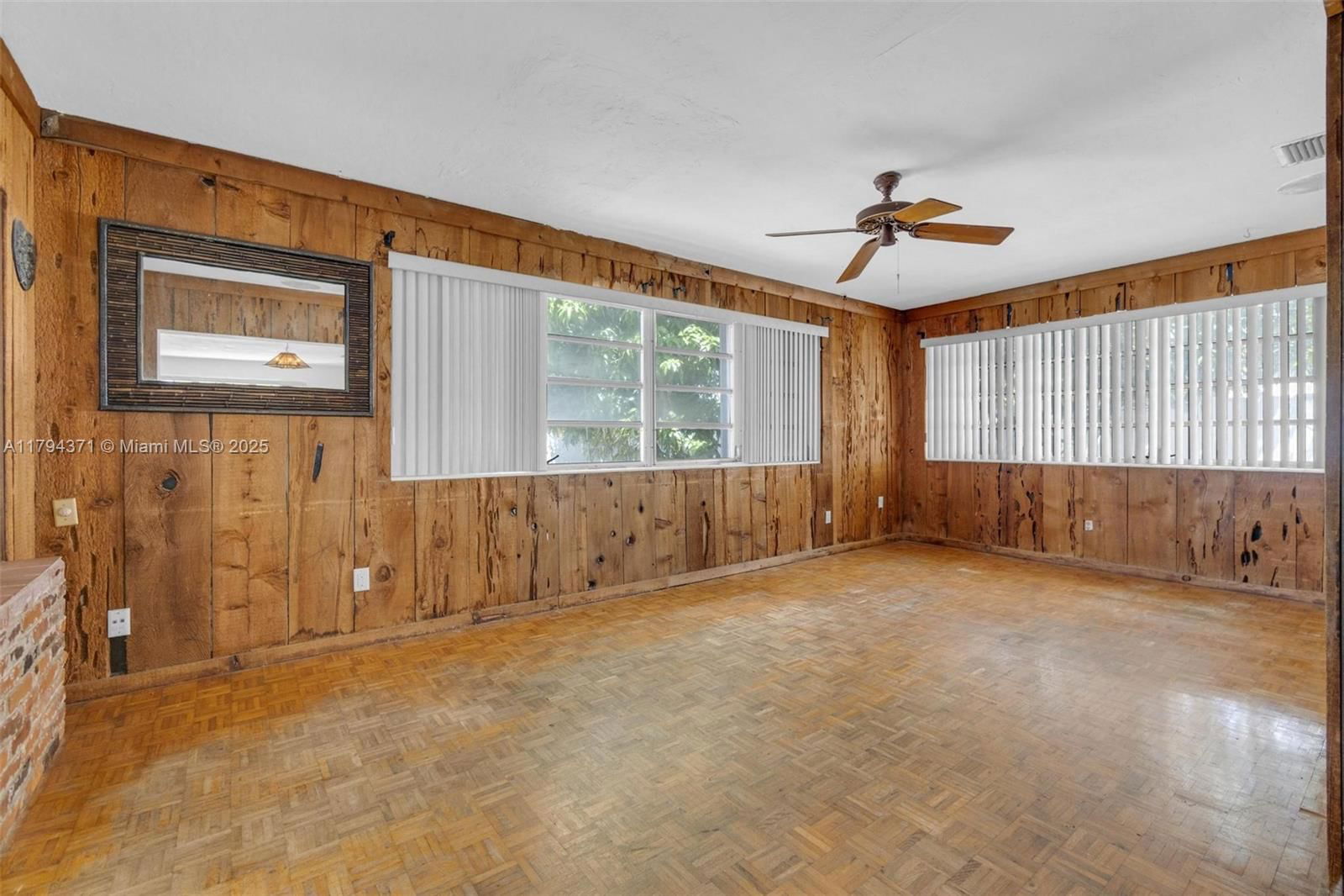 Real estate property located at 700 76th Ave, Broward, Boulevard Heights Sec 11, Pembroke Pines, FL