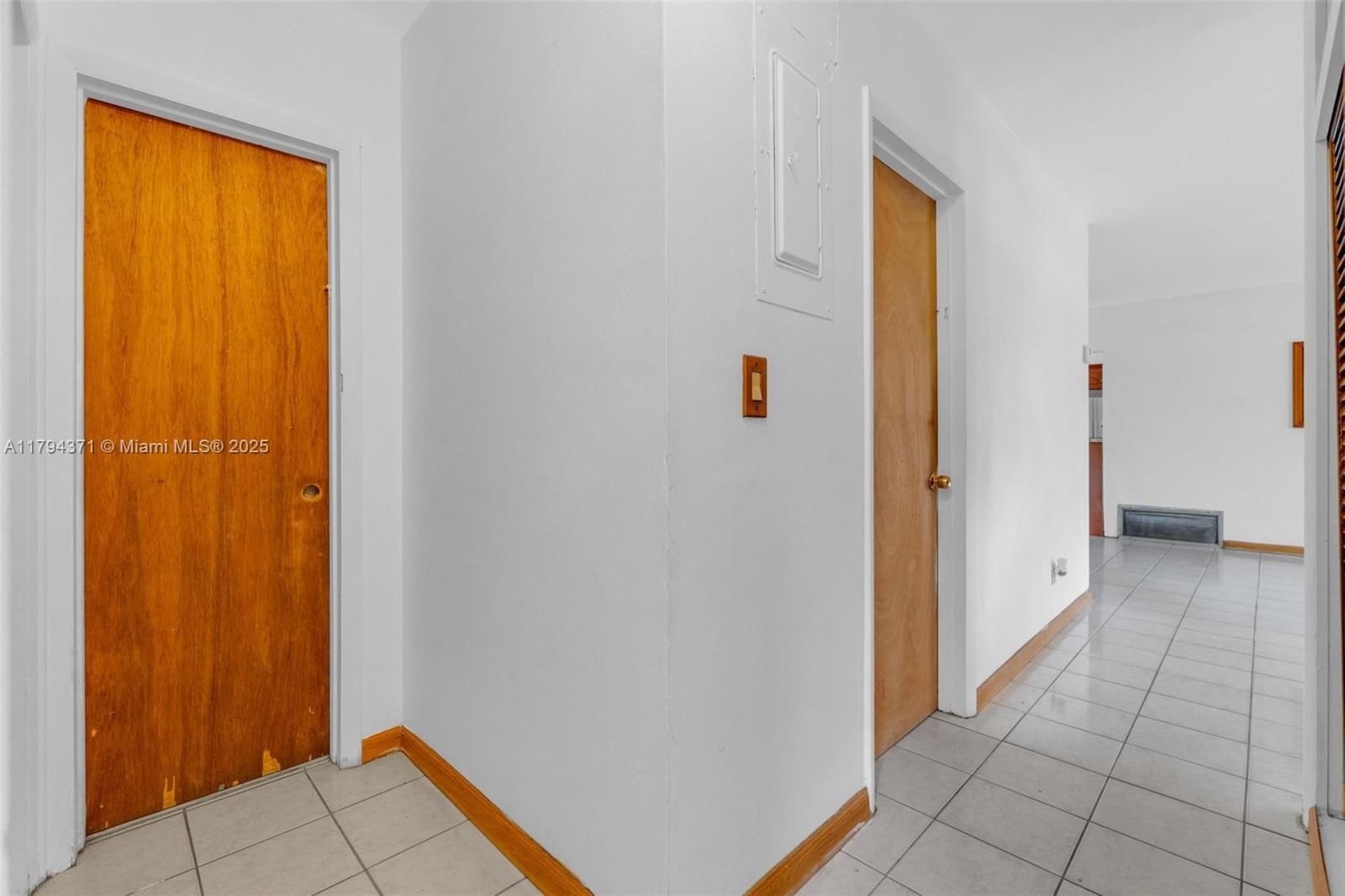Real estate property located at 700 76th Ave, Broward, Boulevard Heights Sec 11, Pembroke Pines, FL