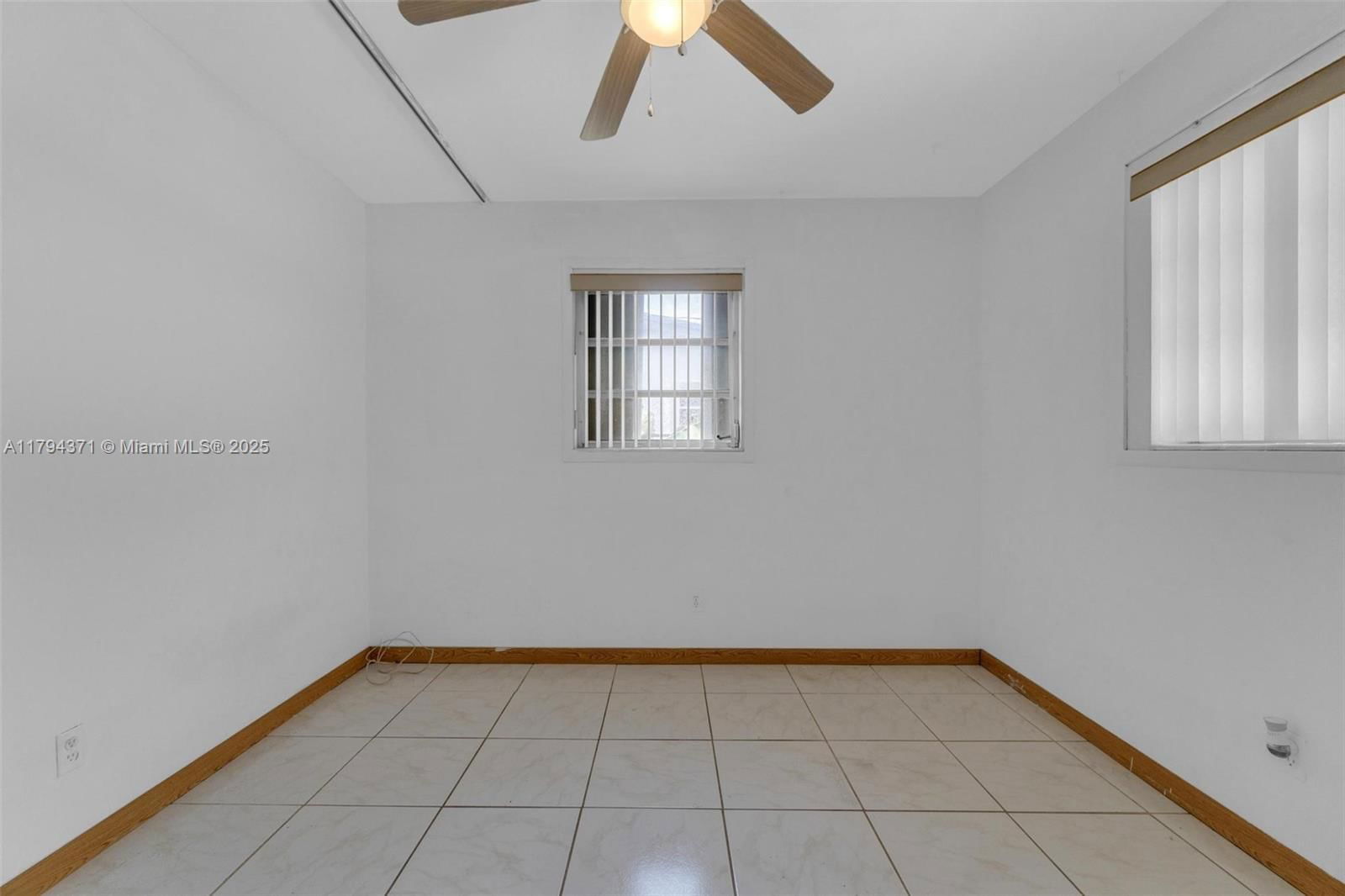 Real estate property located at 700 76th Ave, Broward, Boulevard Heights Sec 11, Pembroke Pines, FL