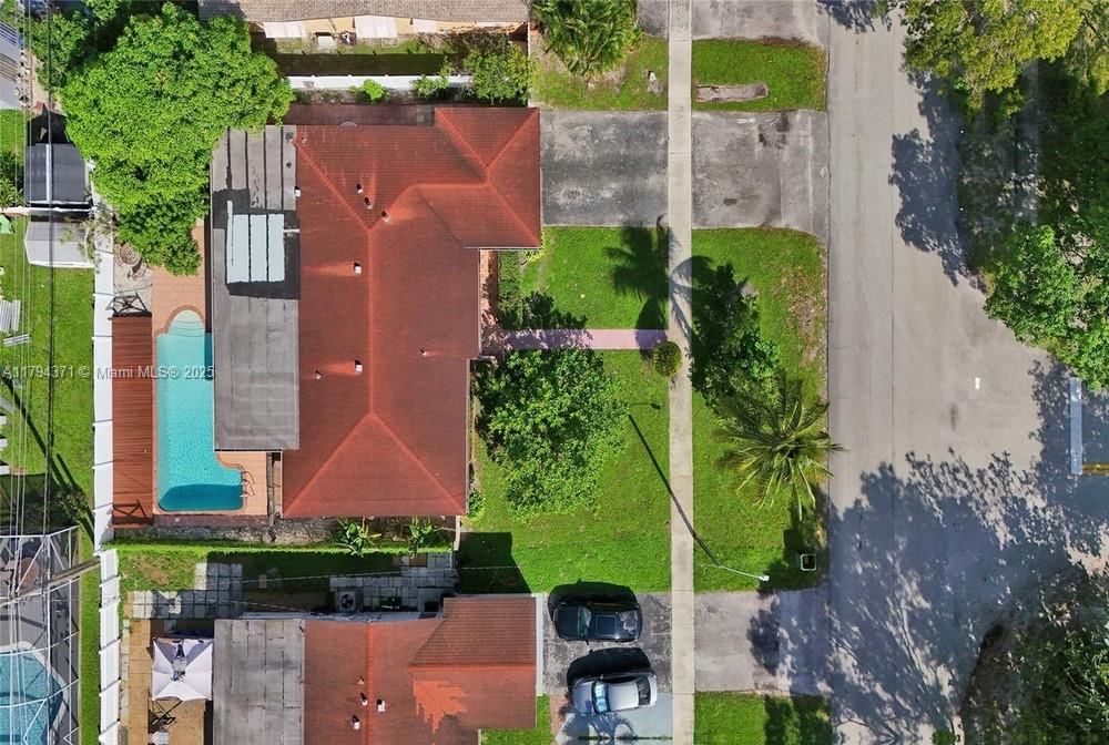 Real estate property located at 700 76th Ave, Broward, Boulevard Heights Sec 11, Pembroke Pines, FL