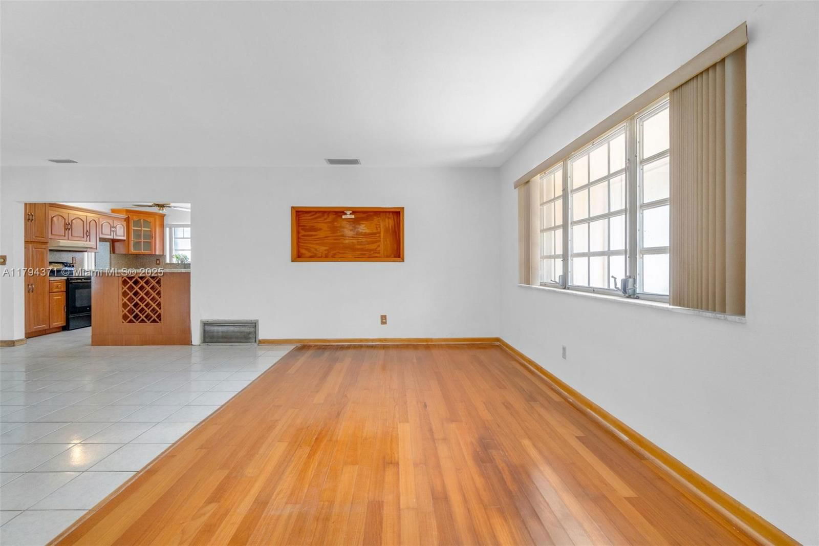 Real estate property located at 700 76th Ave, Broward, Boulevard Heights Sec 11, Pembroke Pines, FL