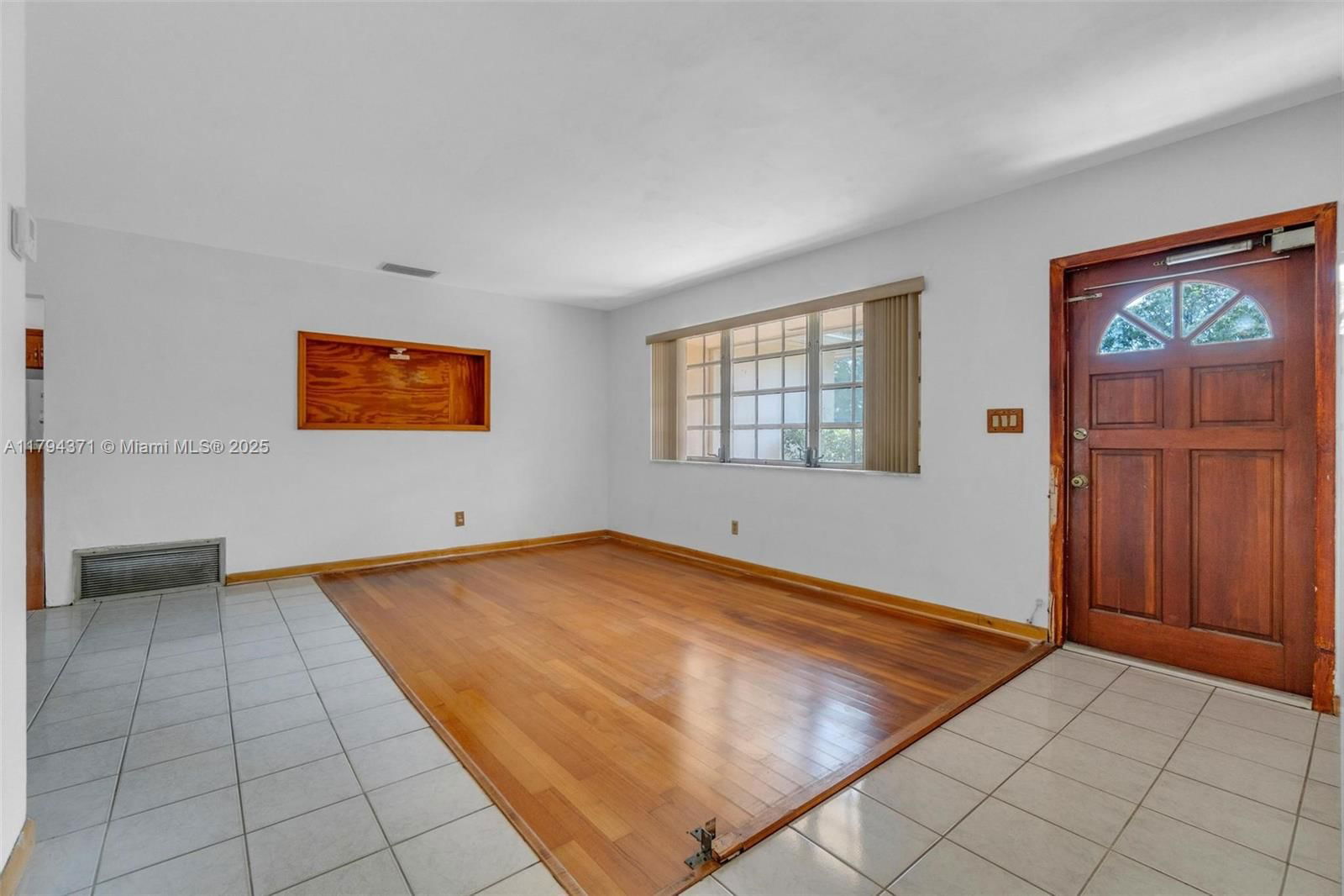 Real estate property located at 700 76th Ave, Broward, Boulevard Heights Sec 11, Pembroke Pines, FL