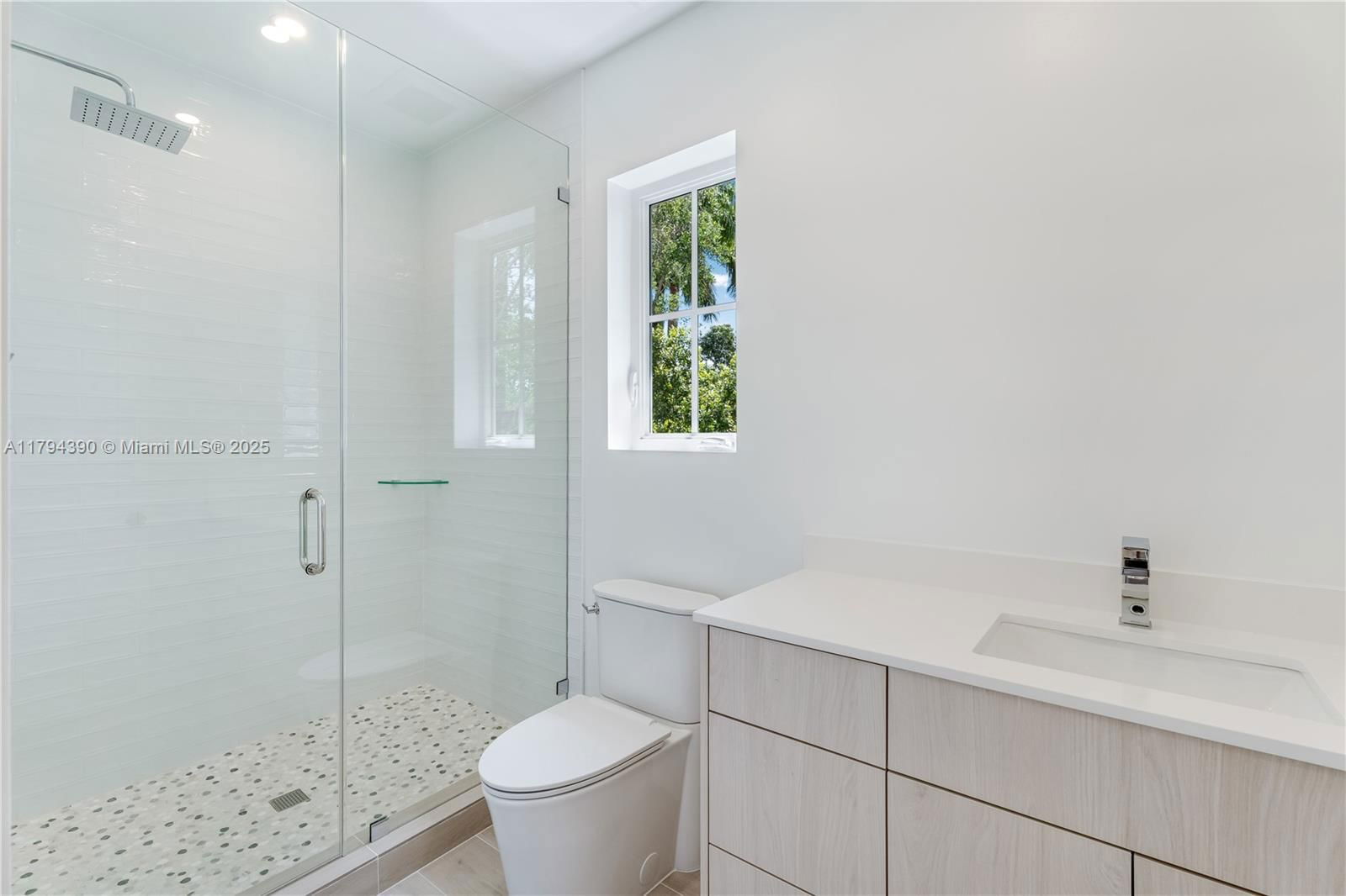 Real estate property located at 6747 77th Ter, Miami-dade, West Larkin Park, South Miami, FL