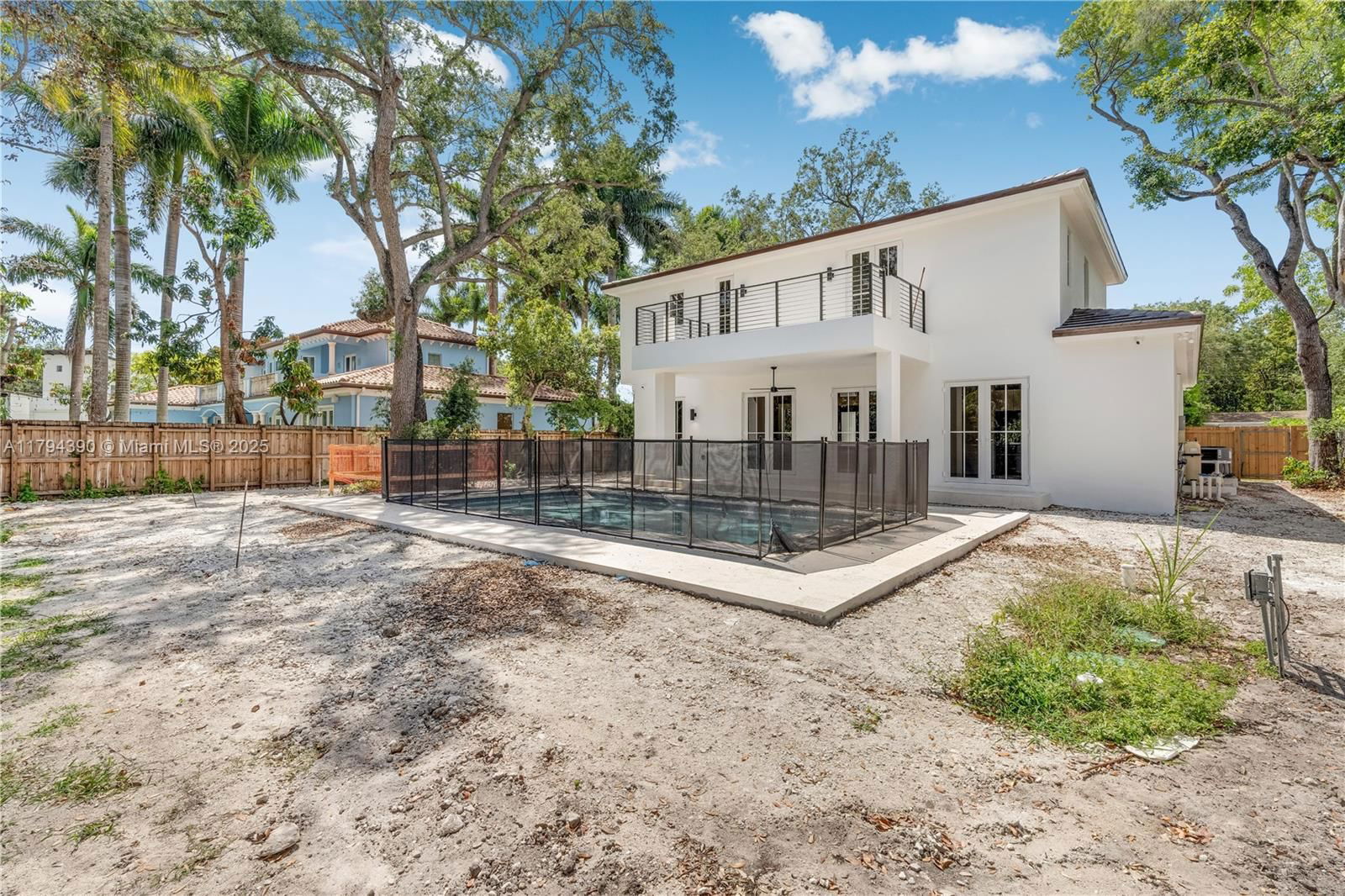 Real estate property located at 6747 77th Ter, Miami-dade, West Larkin Park, South Miami, FL