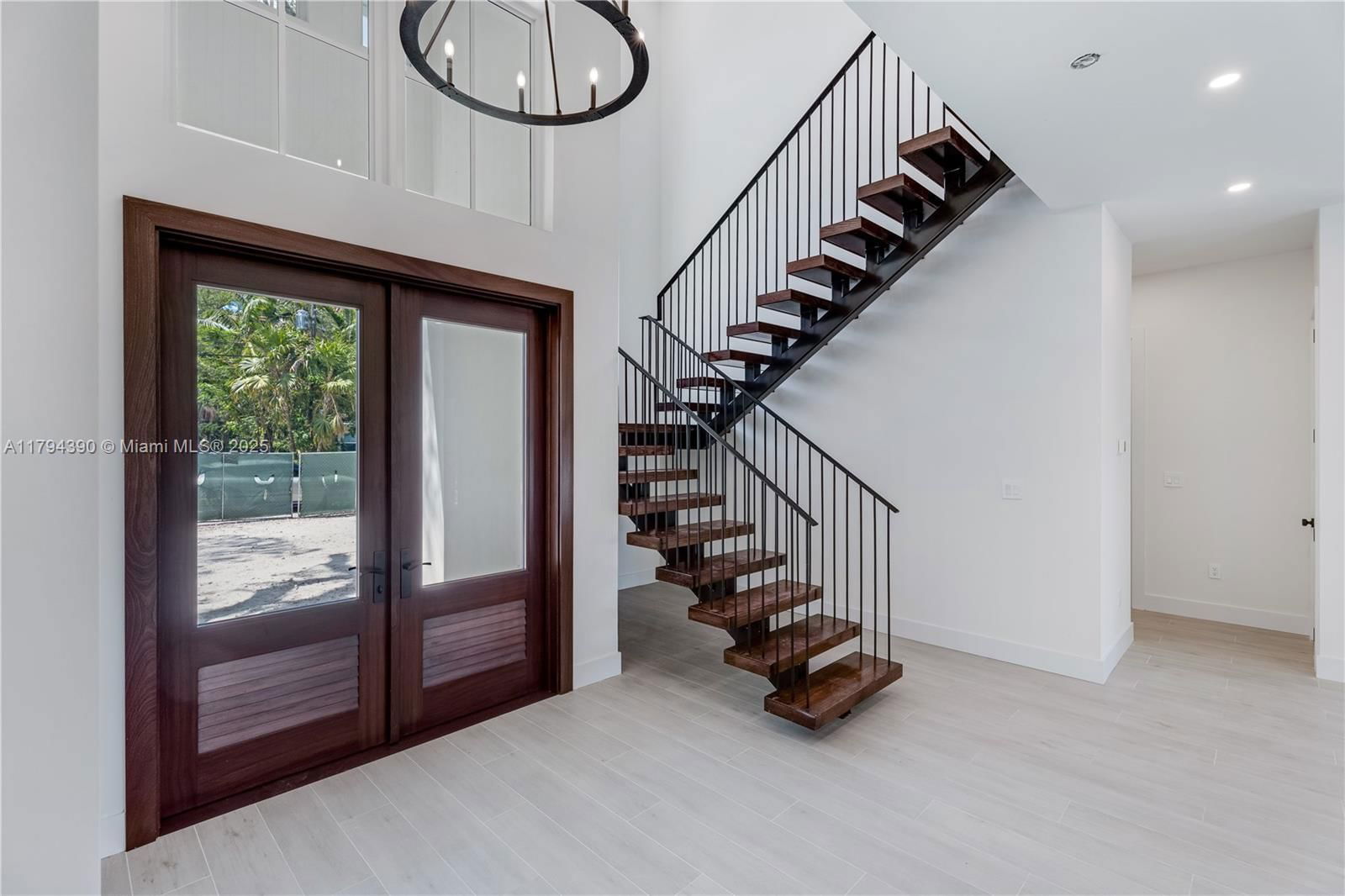 Real estate property located at 6747 77th Ter, Miami-dade, West Larkin Park, South Miami, FL