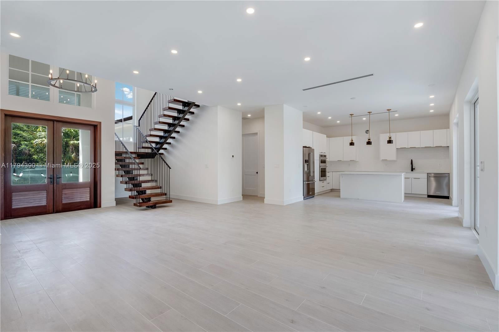 Real estate property located at 6747 77th Ter, Miami-dade, West Larkin Park, South Miami, FL
