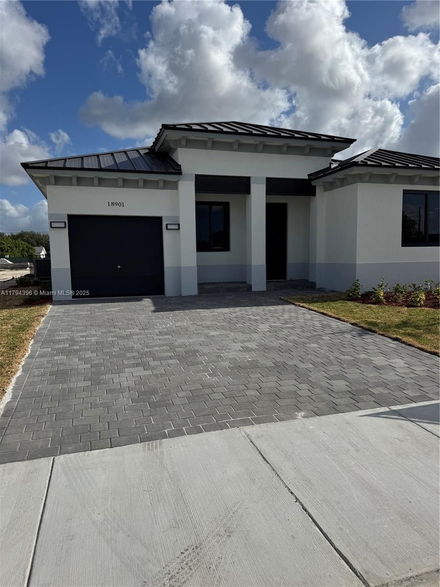 Real estate property located at 18901 316th Ter, Miami-dade, Highland Estates, Homestead, FL