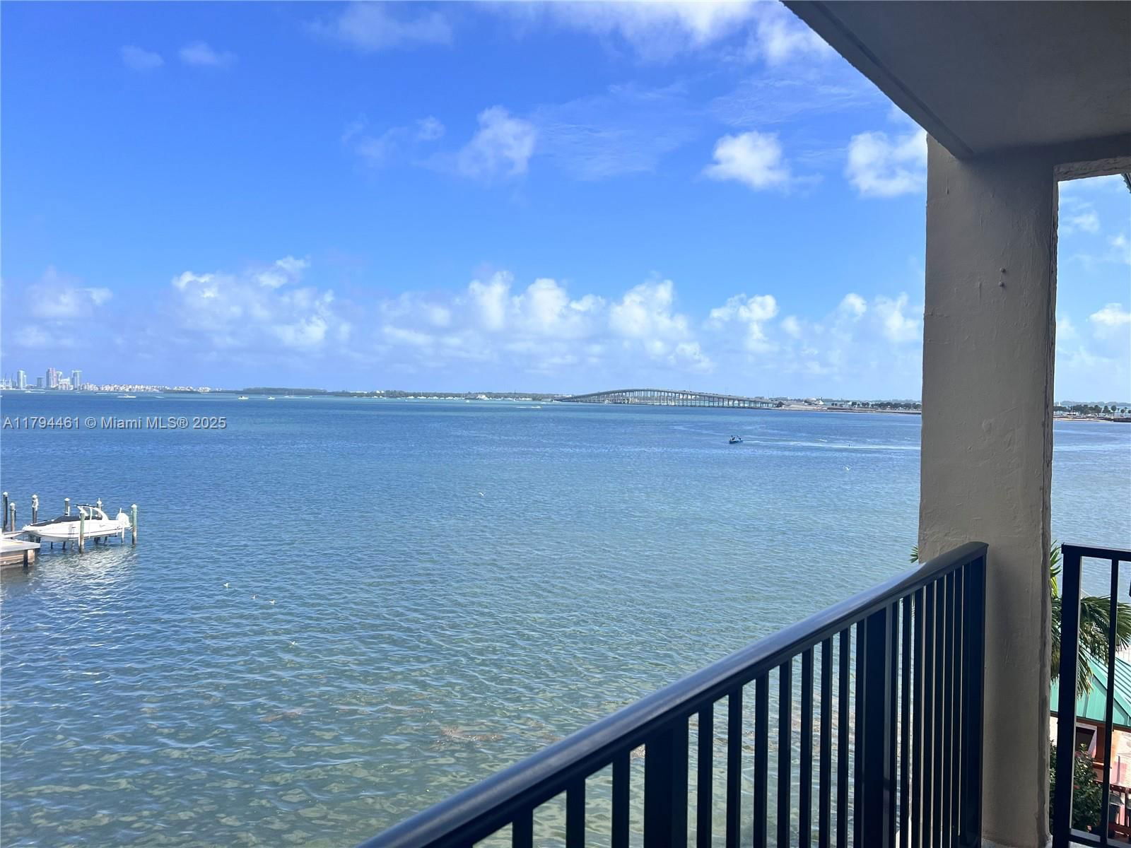 Real estate property located at 2201 Brickell Ave #75, Miami-dade, Brickell Mar Condo, Miami, FL