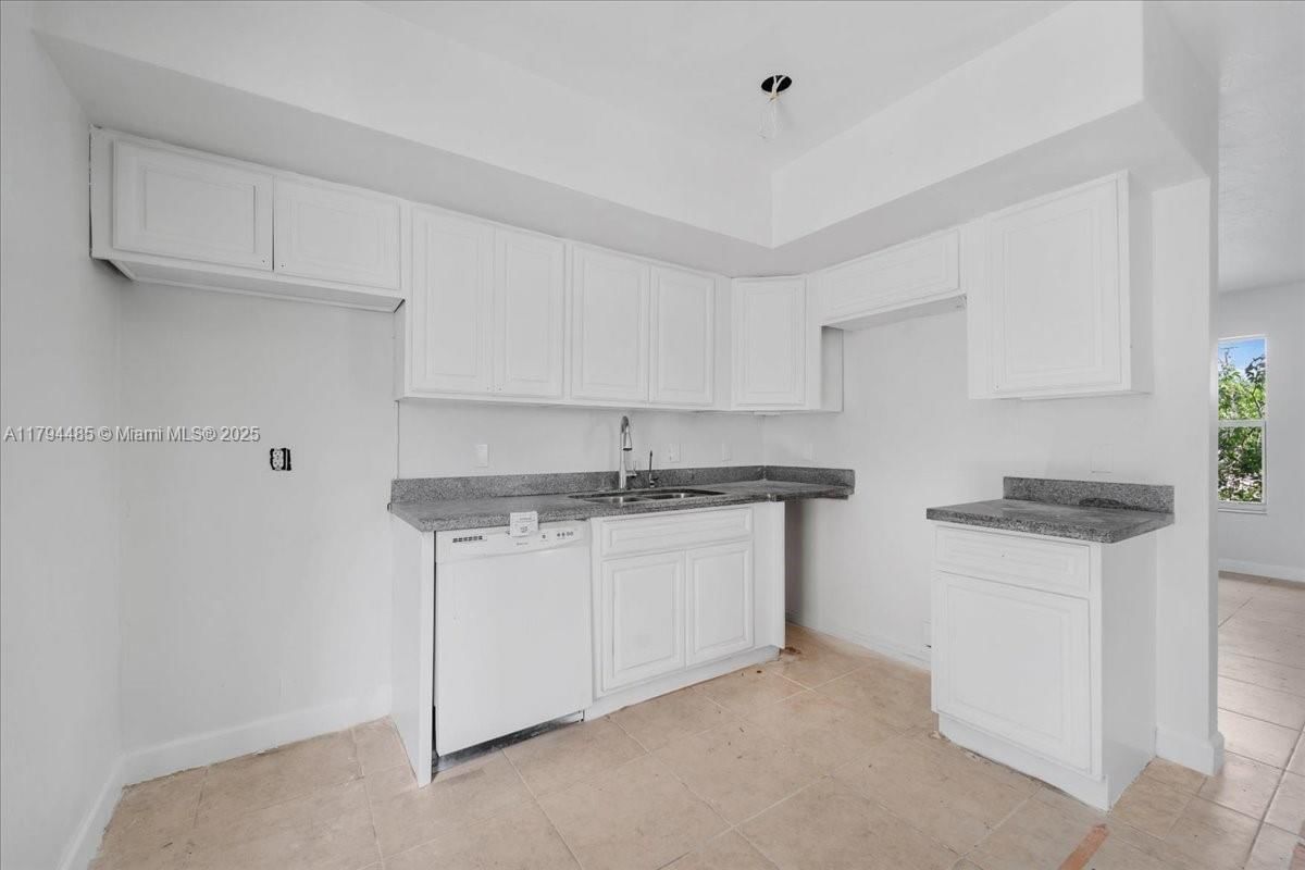 Real estate property located at 6209 Dawson St, Broward, Beverly Park, Hollywood, FL