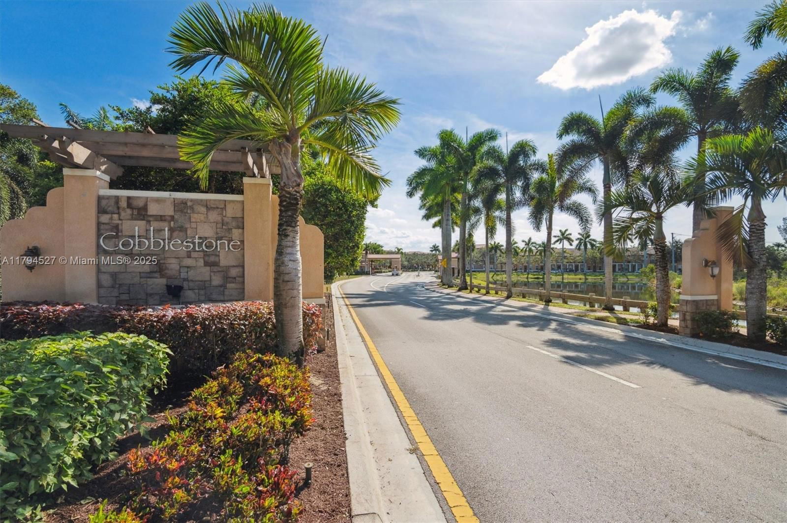Real estate property located at 945 147th Ave #2012, Broward, Cobblestone Ii, Pembroke Pines, FL