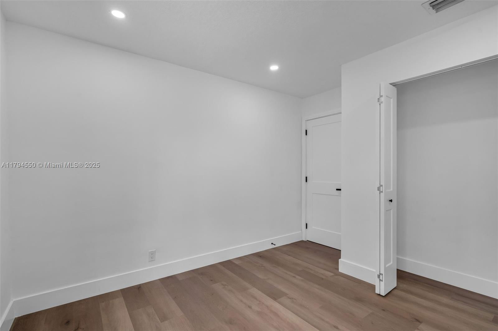 Real estate property located at 3732 16th St, Broward, Fairfax Brolliar Add, Fort Lauderdale, FL
