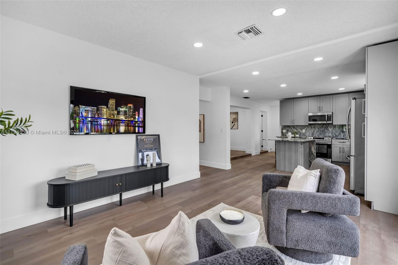 Real estate property located at 3732 16th St, Broward, Fairfax Brolliar Add, Fort Lauderdale, FL