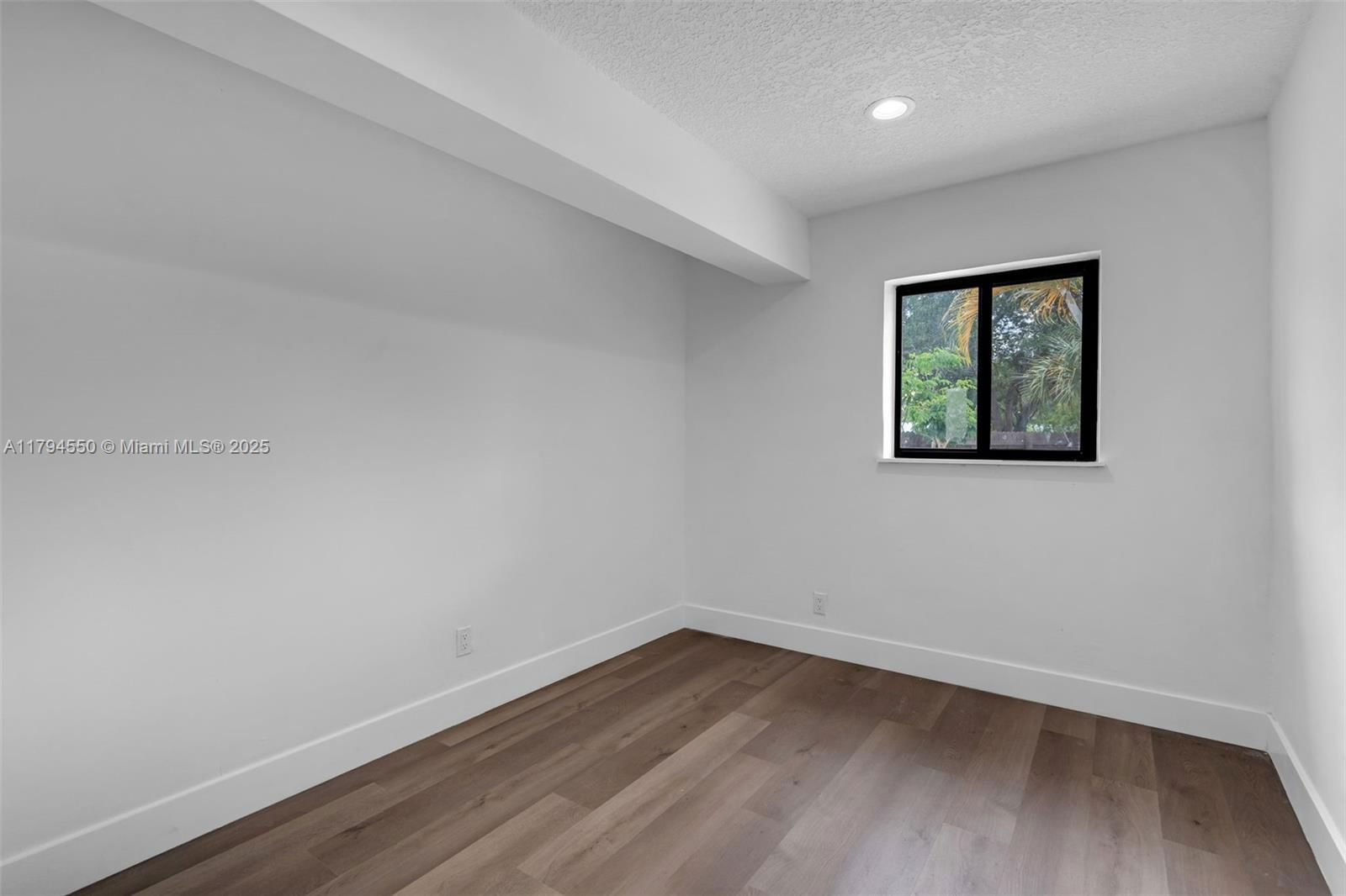 Real estate property located at 3732 16th St, Broward, Fairfax Brolliar Add, Fort Lauderdale, FL