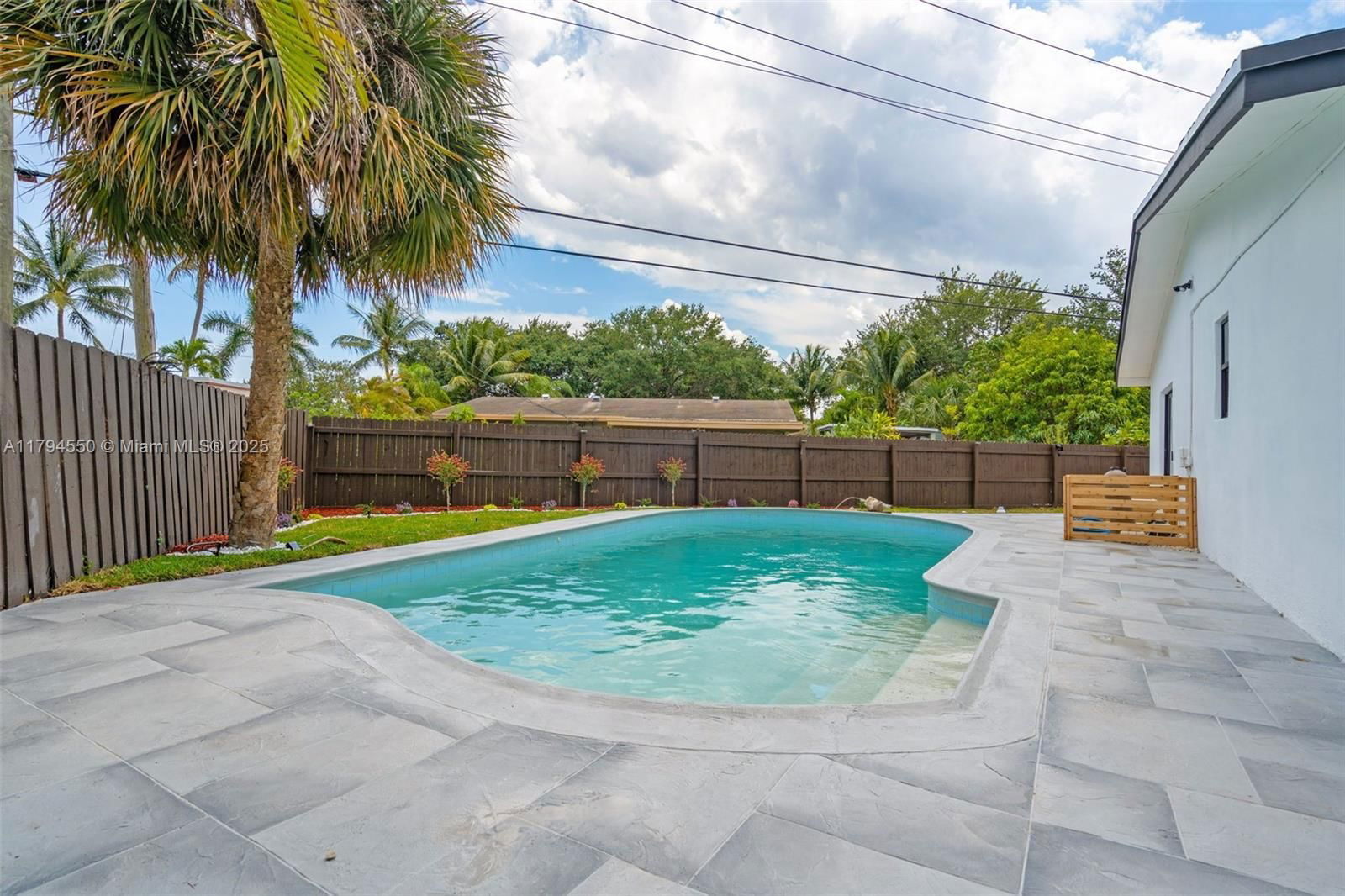 Real estate property located at 3732 16th St, Broward, Fairfax Brolliar Add, Fort Lauderdale, FL