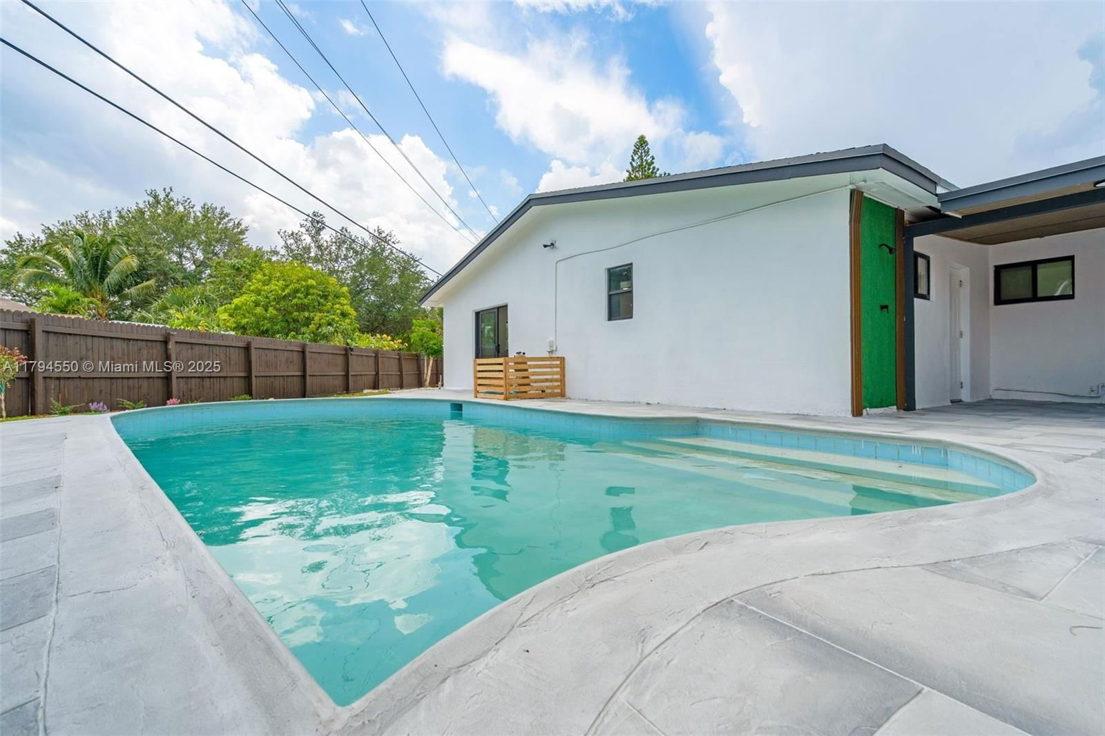 Real estate property located at 3732 16th St, Broward, Fairfax Brolliar Add, Fort Lauderdale, FL