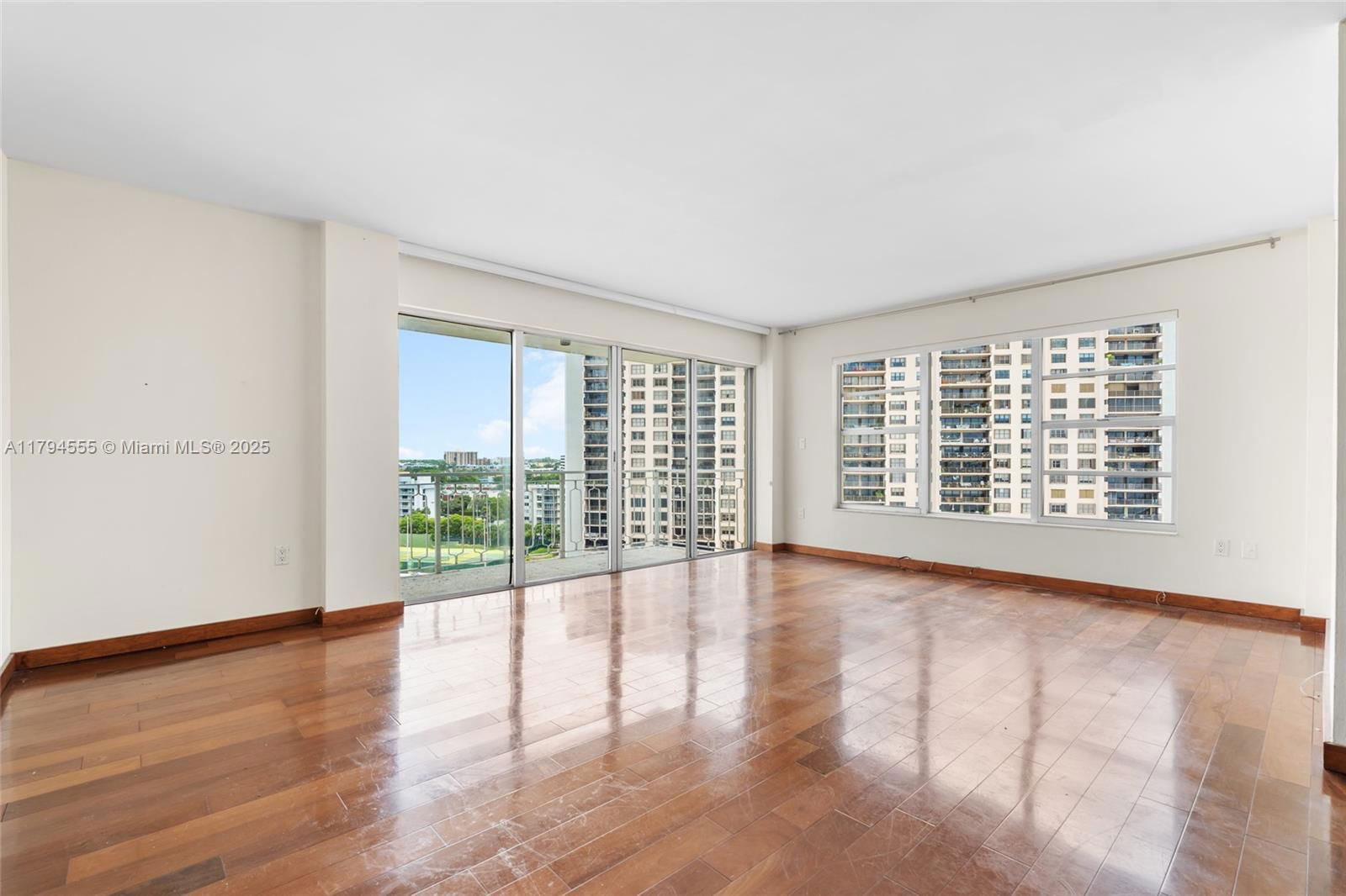 Real estate property located at 11111 Biscayne Blvd #10H, Miami-dade, Jockey Club Condo, Miami, FL