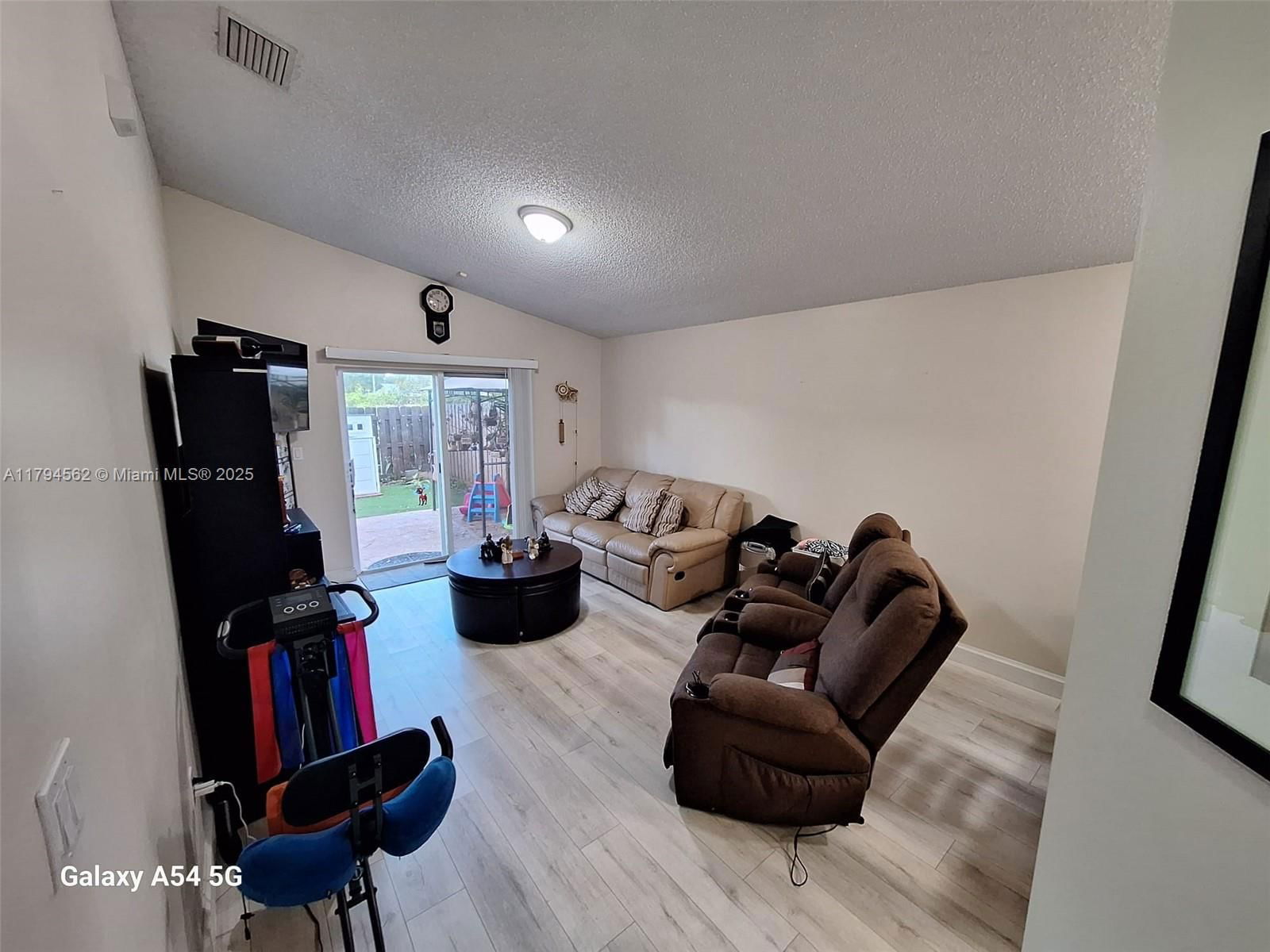 Real estate property located at 20401 1st St, Broward, Crystal Pointe, Pembroke Pines, FL