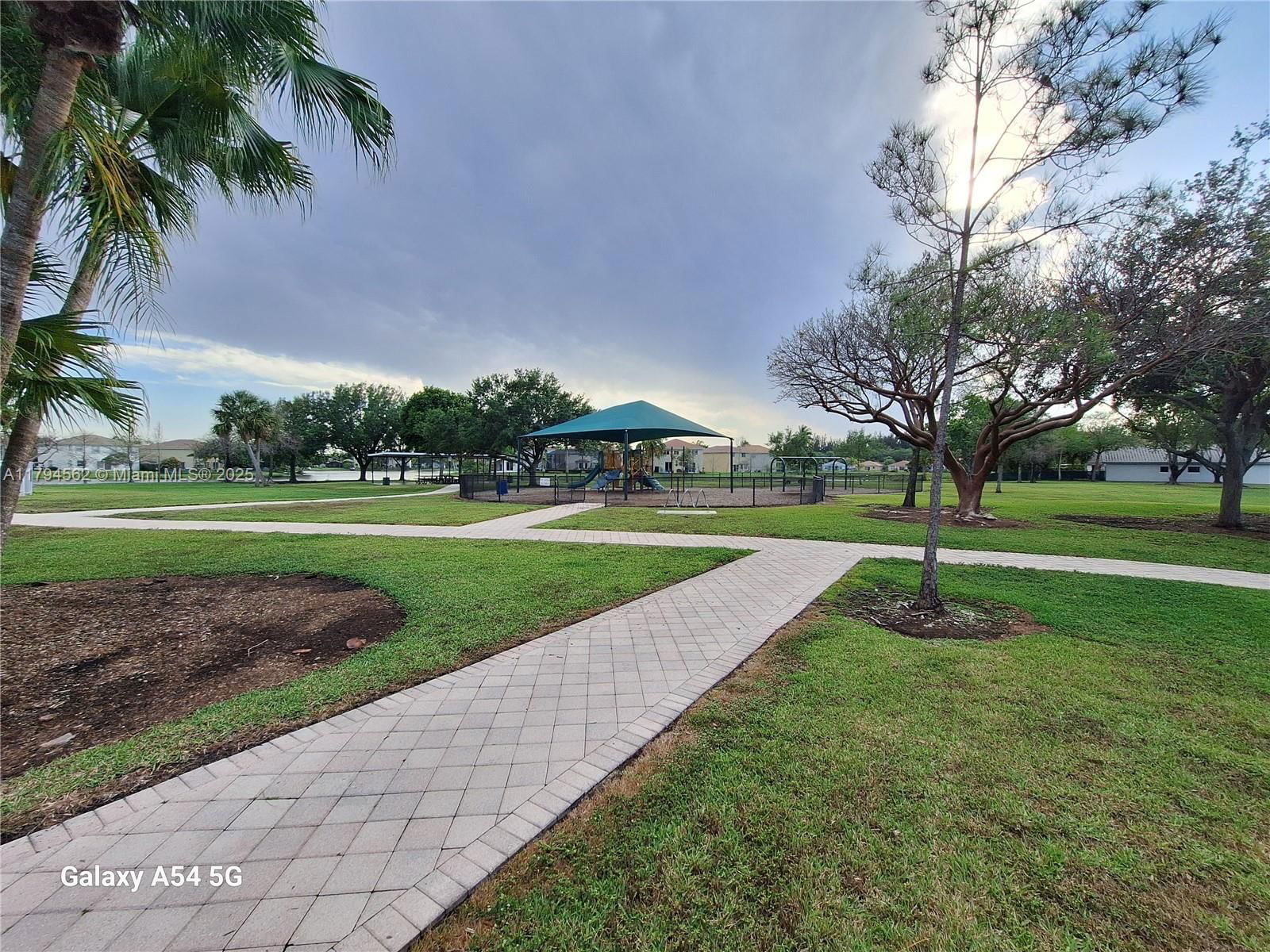 Real estate property located at 20401 1st St, Broward, Crystal Pointe, Pembroke Pines, FL