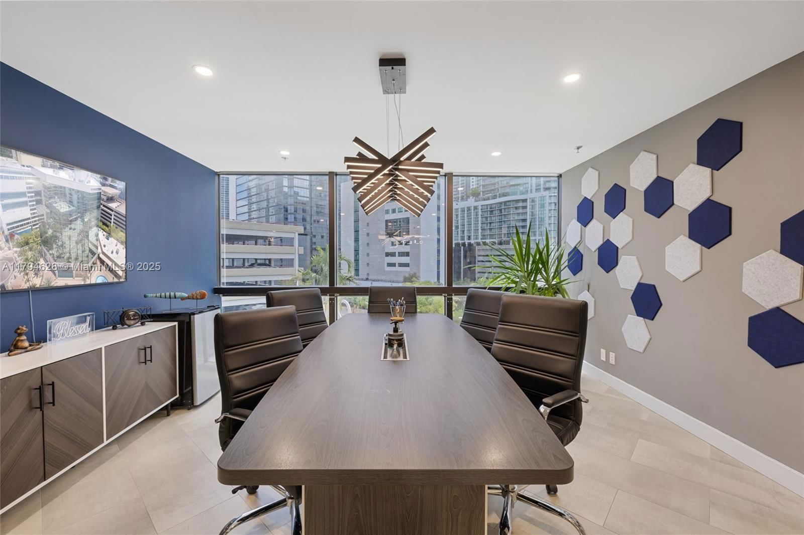 Real estate property located at 200 Andrews Ave #503, Broward, Fort Lauderdale, FL