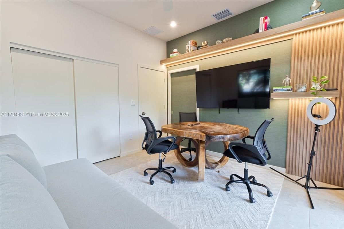 Real estate property located at 105 92nd St, Miami-dade, Miami Shores Sec 6, Miami Shores, FL